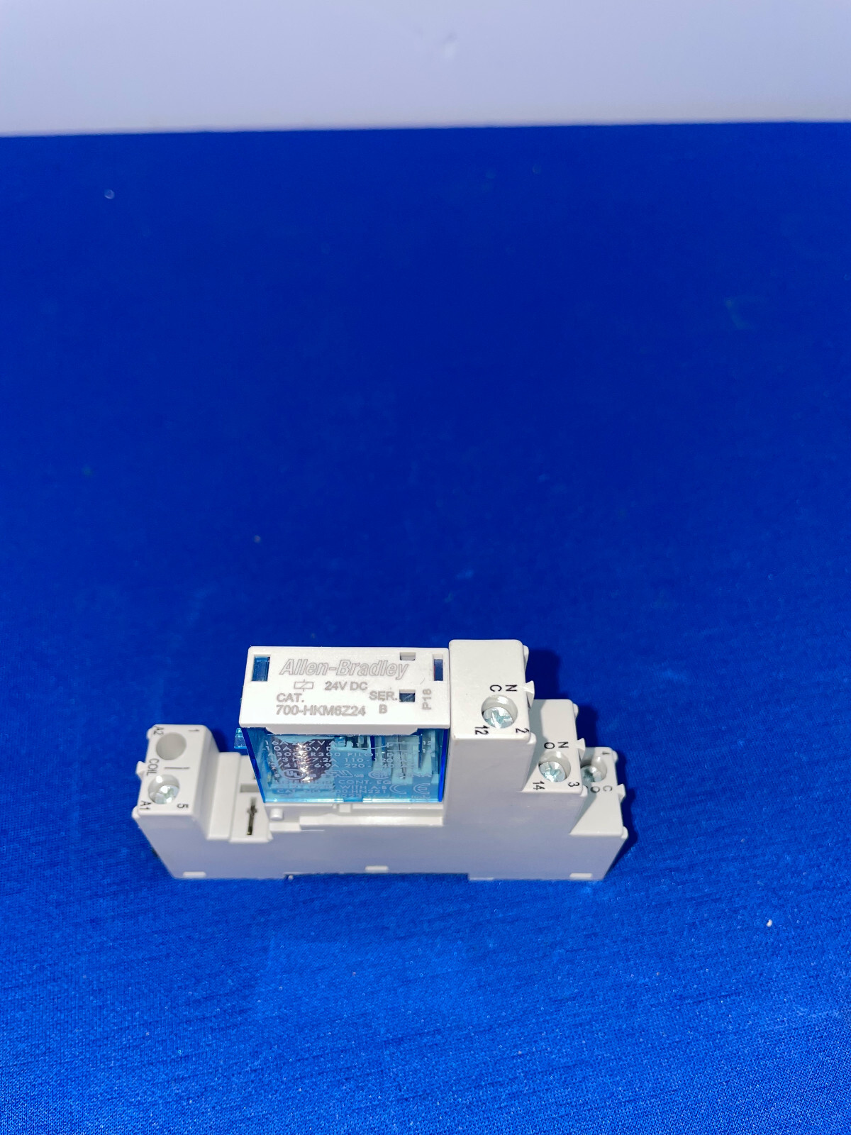 ALLEN-BRADLEY, 700-HN221, SER. B, W/ ALLEN-BRADLEY 700-HKM6Z24 RELAY 24V DC
