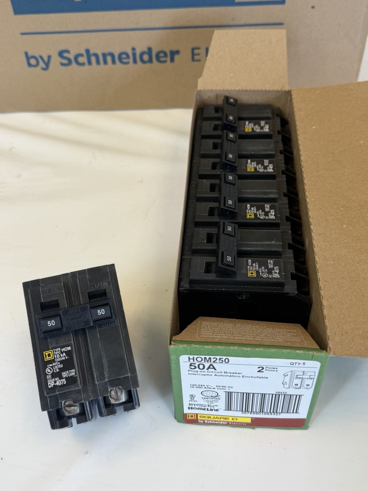 (25) Square D HOM250 50A 2P 120/240V Circuit Breakers *PACK OF 25 NEW*