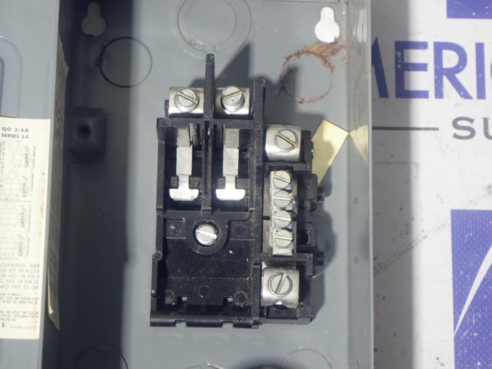 Square D QO-2-4AS QO24AS Single Phase 70 Amp 120/240 Volt QO Load Center