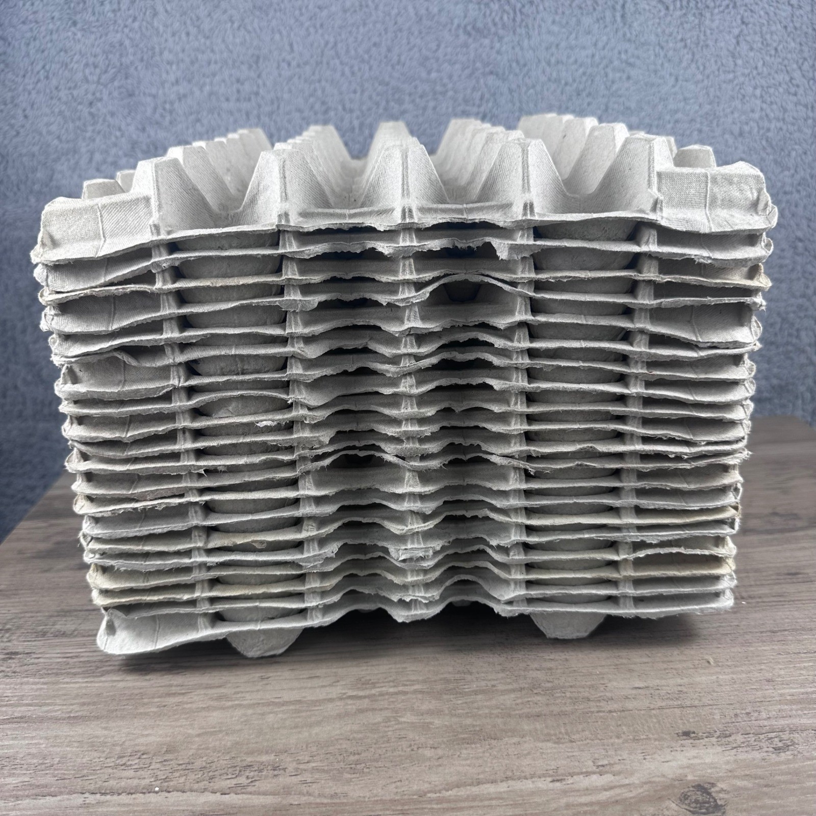 Unbranded Egg Flats 30-Cell 20 Pack Gray Recycled Pulp Stackable Trays