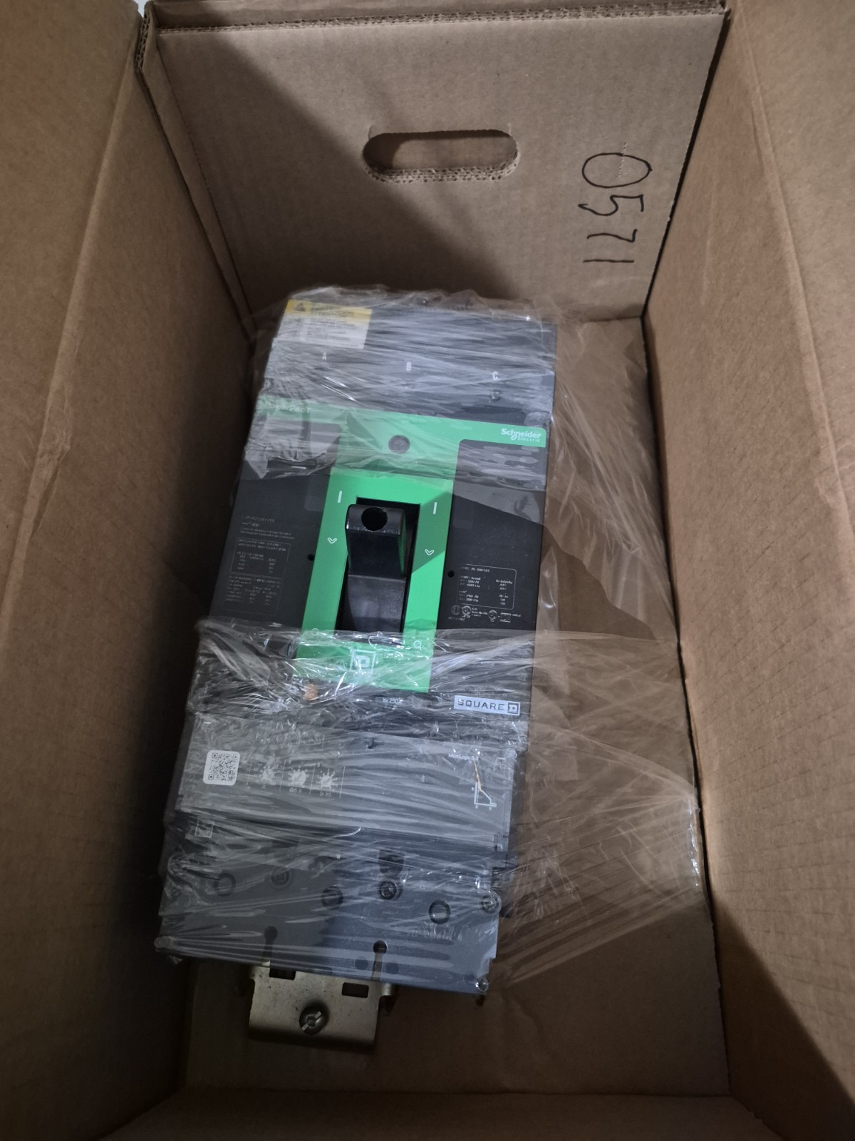 Square D LJA36250U31X I-Line Circuit Breaker 250A 3P 600V PowerPact New!