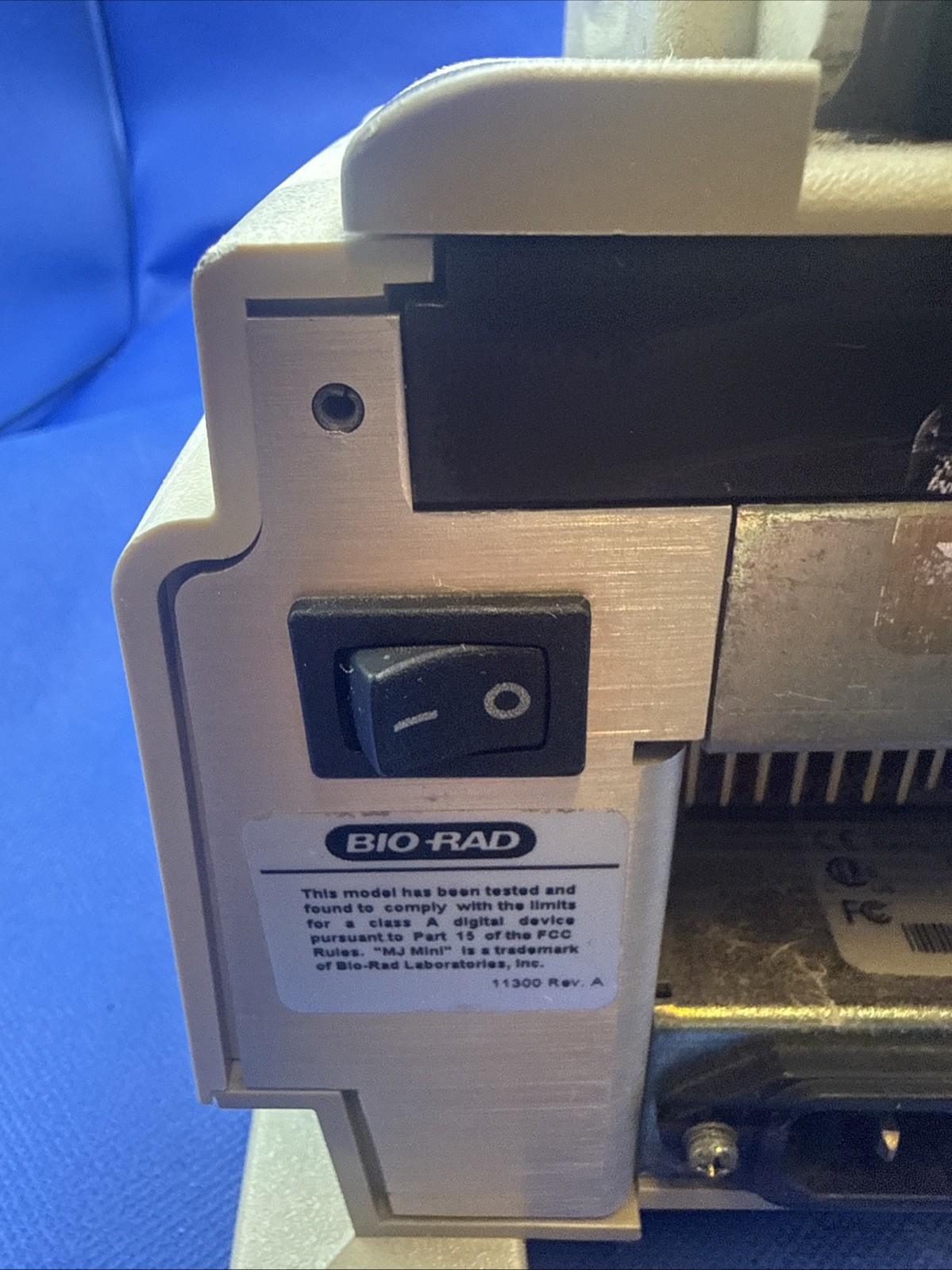 Bio-Rad MJ Mini PTC- 1148 Personal PCR Thermal Cycler Screen Has Dent