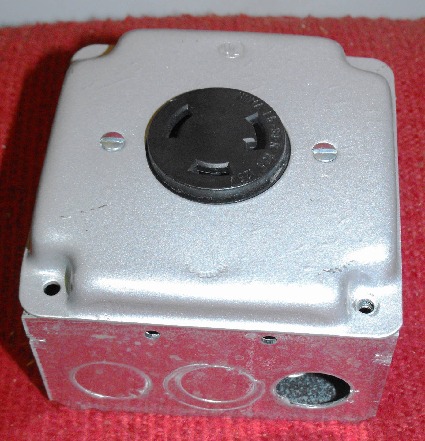 Pass & Seymour – NEMA L5-30-R, 30A@125VAC Receptacle mounted in a 2-Gang Box
