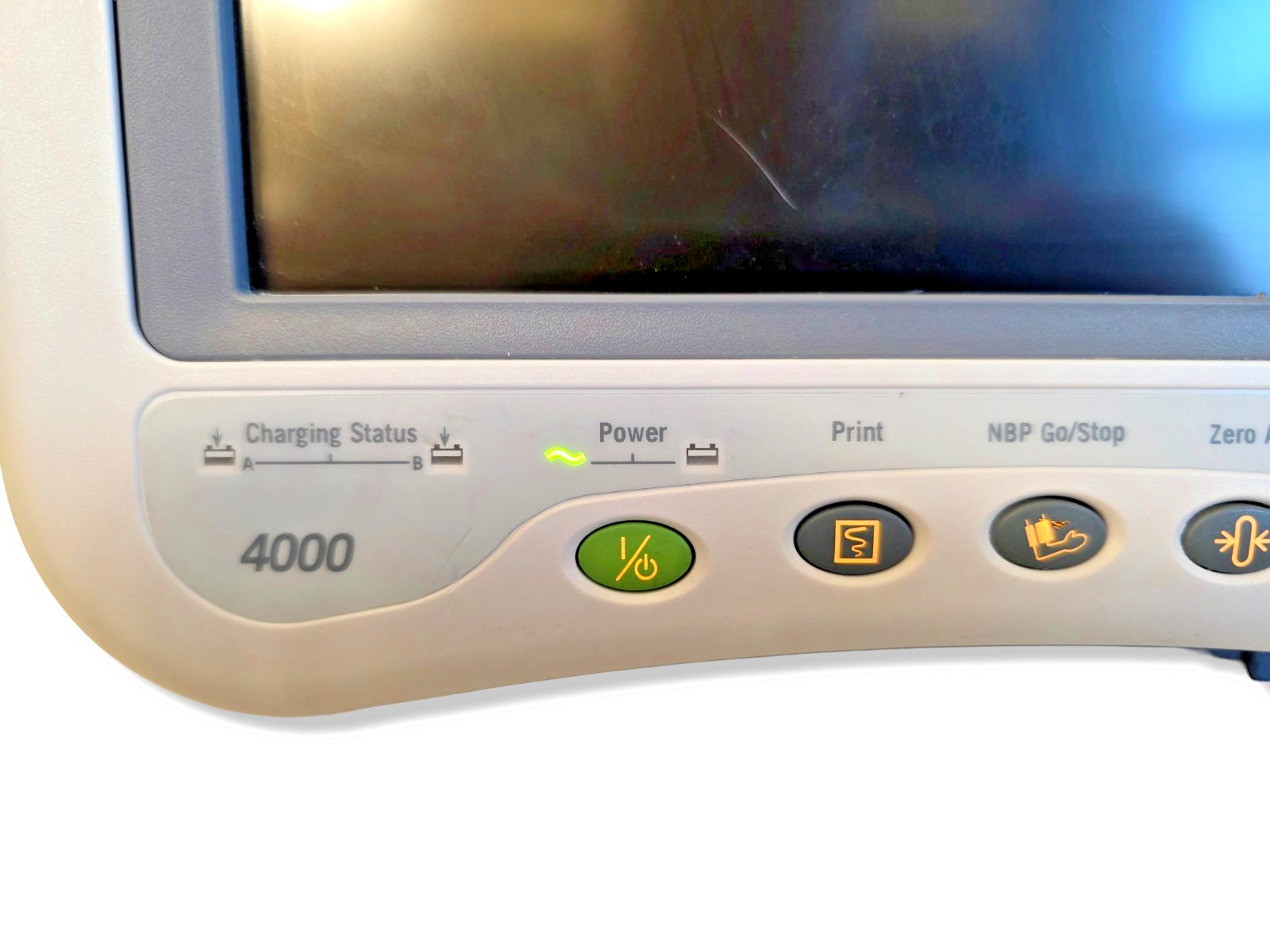 GE Dash 4000 Patient Monitor Vital Signs Hospital Display Powers On w/ Cord