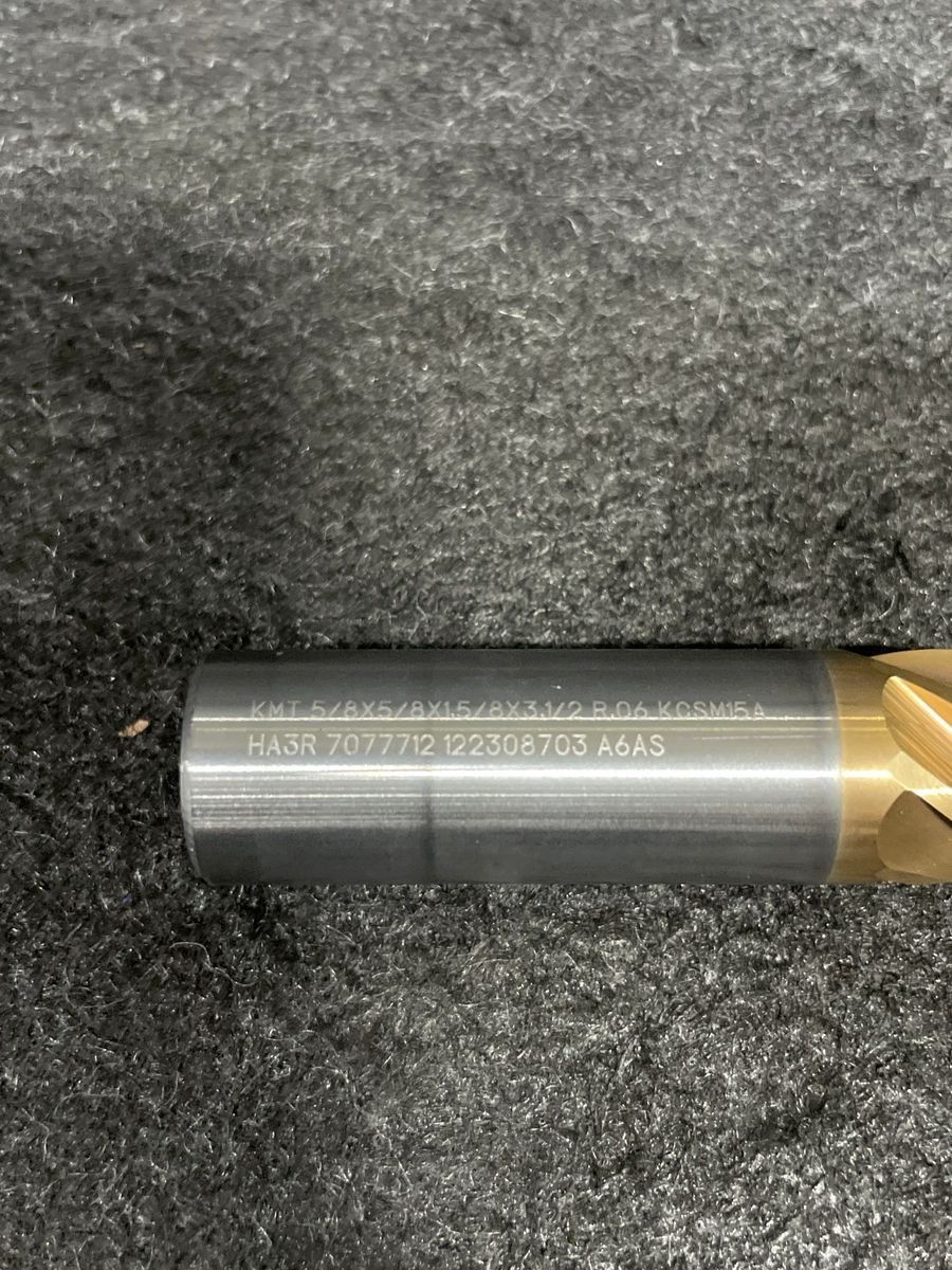 KENNAMETAL Corner Radius End Mill: 5/8″ 1-5/8″ LOC 0.0600″ Radius Solid Carbide