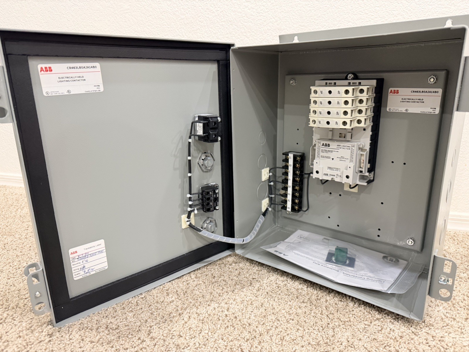 ABB ELECTRICALLY HELD LIGHTING CONTACTOR CR463L80AJA14B0 W/ ENCLOSURE 8NO/0NC