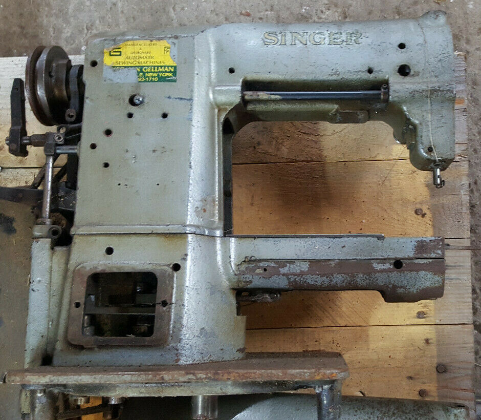 LOT OF 5 – SINGER INDUSTRIAL SEWING MACHINES FOR PARTS