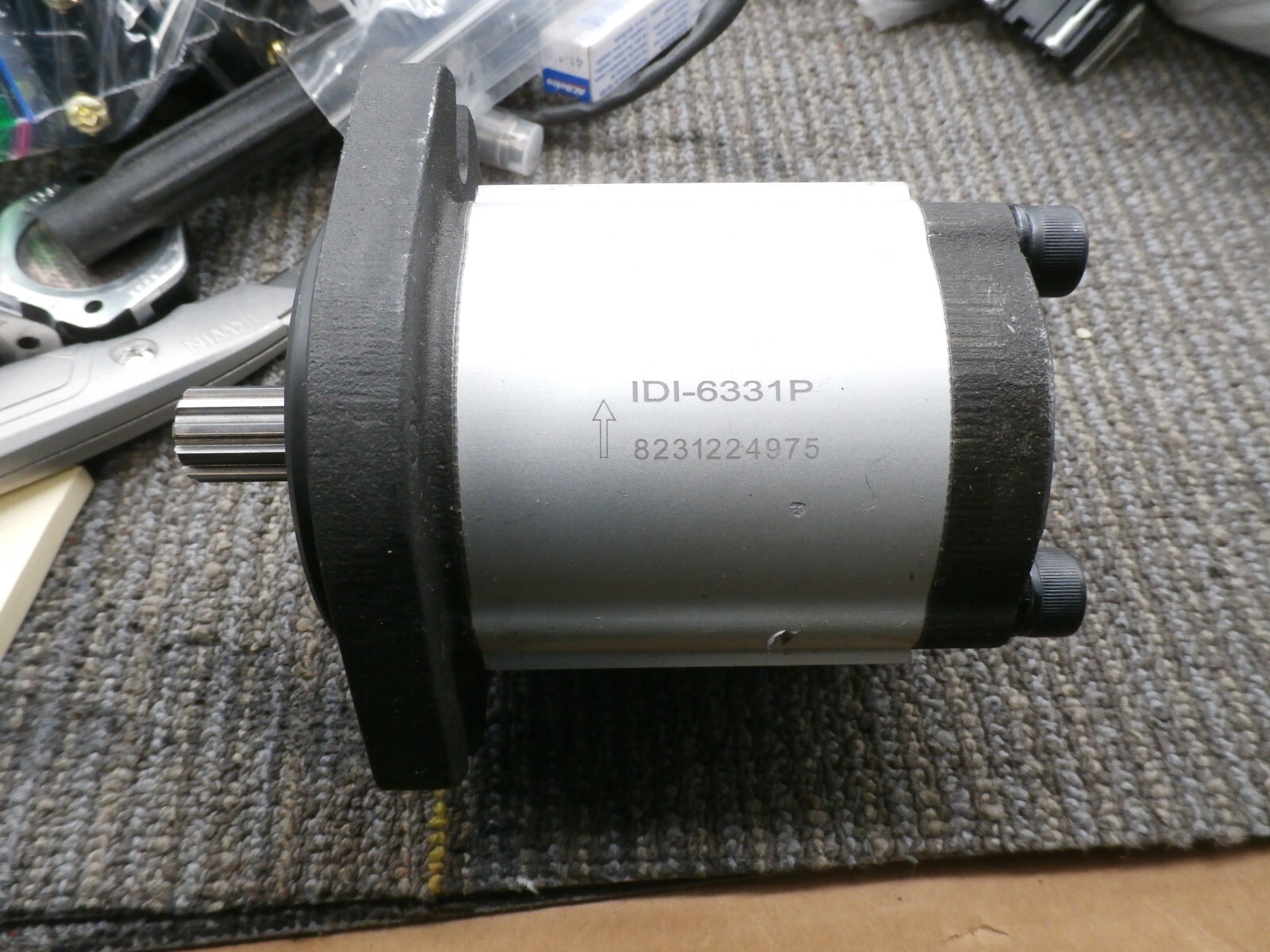 Fluidhaus Hydraulic Gear Pump 9 Spline 8cc/rev .488in3/rev 6GPM 15.8HP 3625PSI