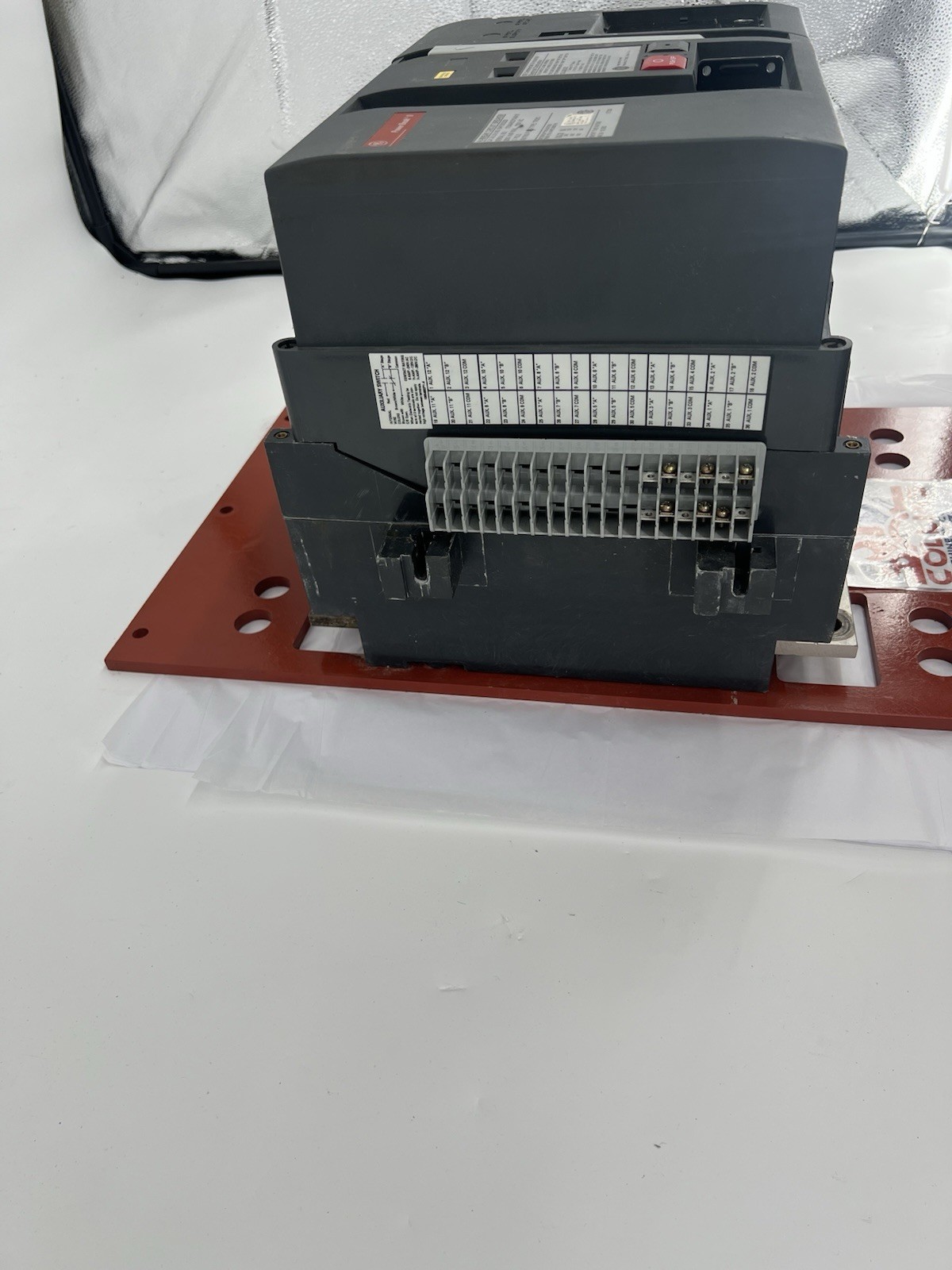 GE SHF20D220 Hi-Break Circuit Breaker, 2000A, 600V, 3P, 3Ø w/ SPUV120AC
