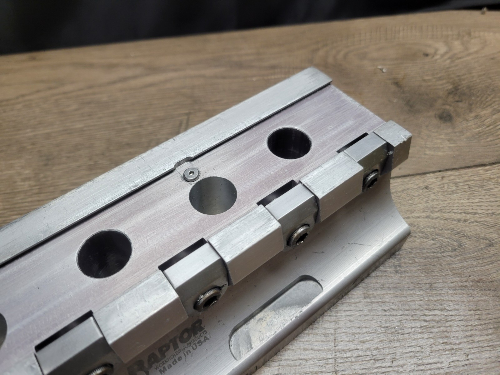 RAPTOR RWP-401-11 ALUMINUM 1.5” DOVETAIL FIXTURE 11.0 x 4.40 x 3.0 5TH AXIS VISE