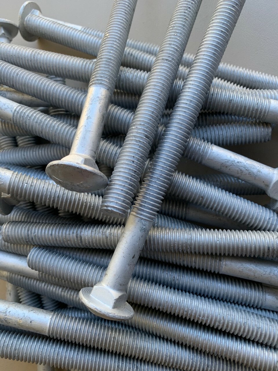 3/8-16 x 12 Hot Dipped Galvanized Carriage Bolt w/ nuts and washers(choose qty)