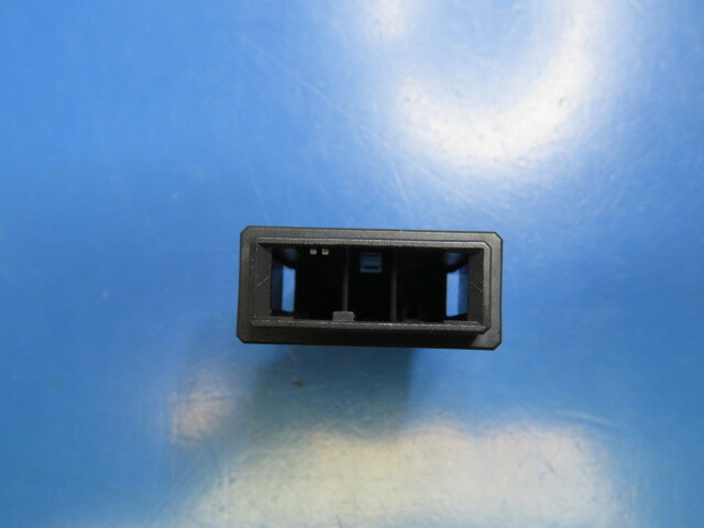 TE 1-179552-3 Qty of 30 per Lot 3 POS Conn Black