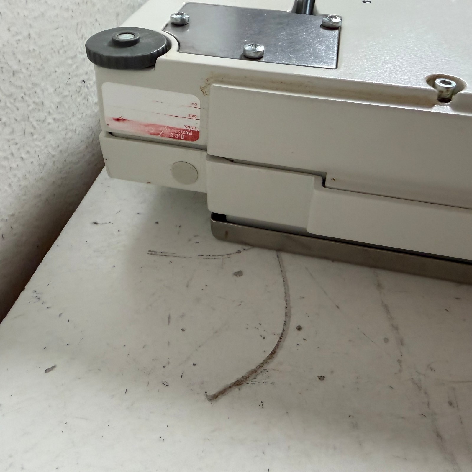 Sartorius LA12000S Beige Professional High-Capacity Top-Loading Precision Scale