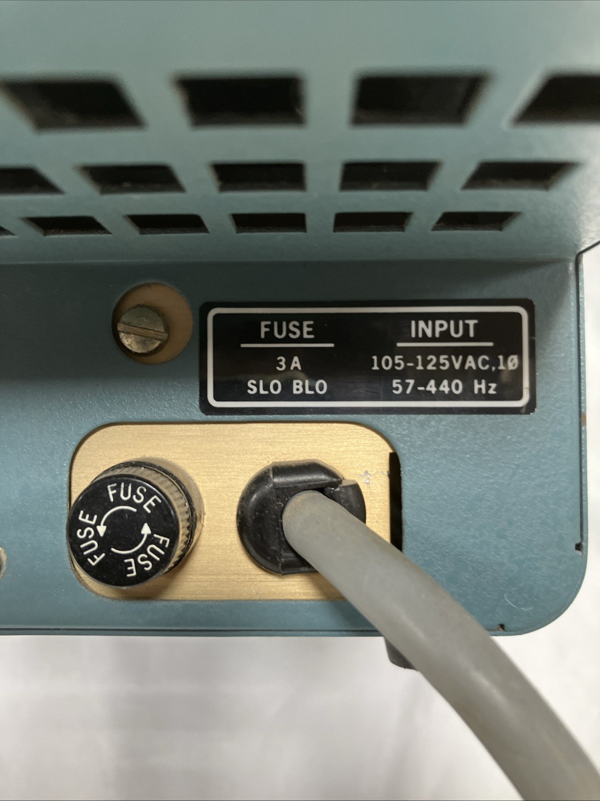 Power Designs TP325 Triple Output DC Power Supply 0-32V 1A, 0-6V 5A See VIDEO