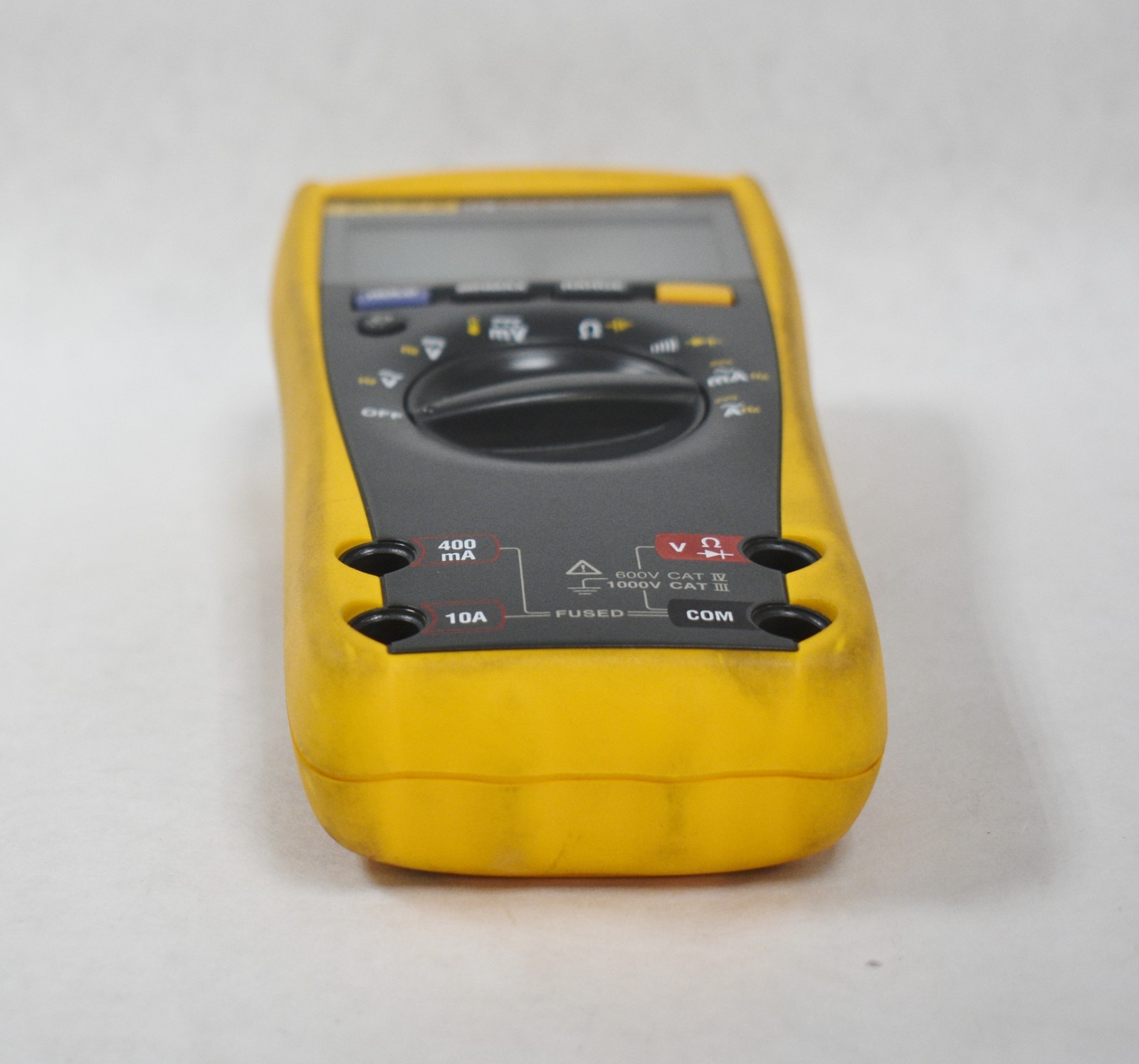 Fluke 179 True RMSDigital Multimeter Auto-Ranging Handheld W/ Cables & Case Used