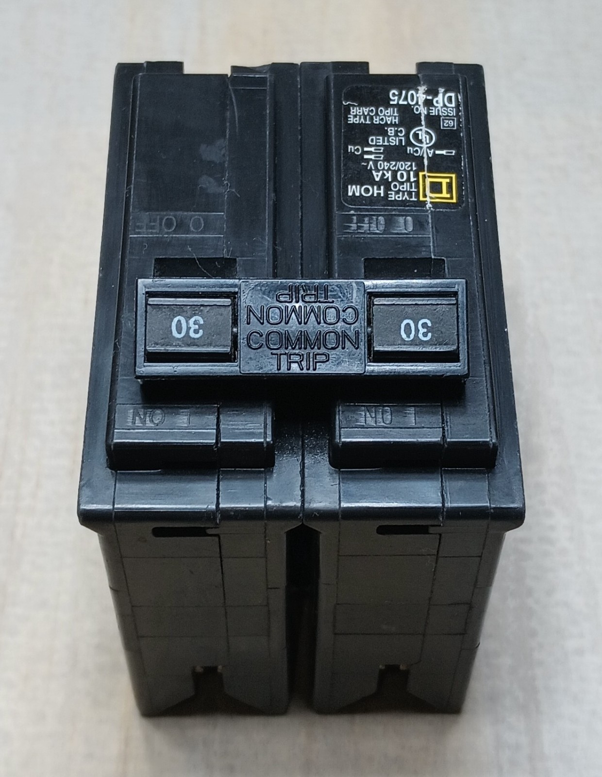 Square D HOM230 Circuit Breaker