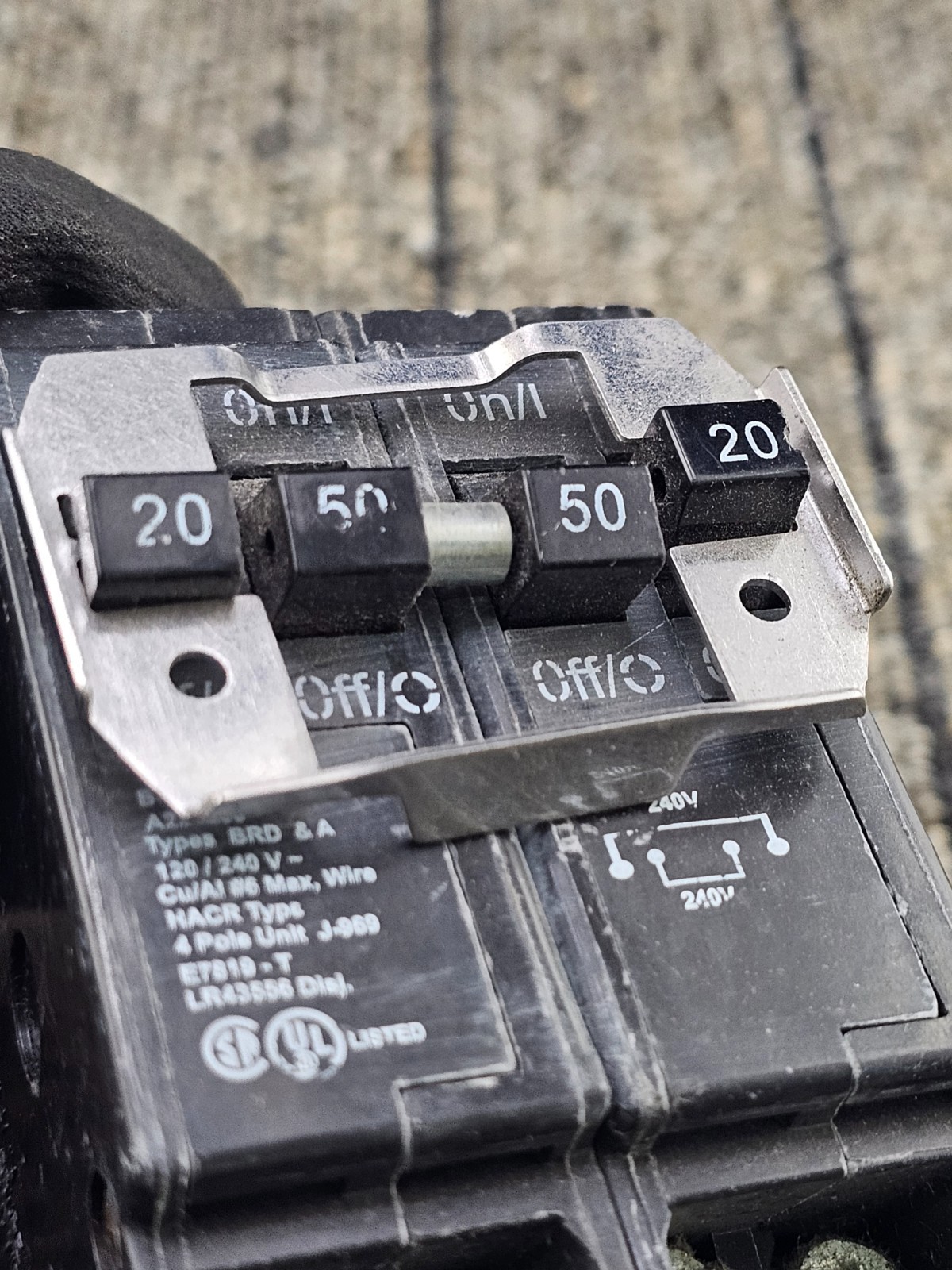 Eaton BQ220250: Cutler-Hammer Type BR 20A/50A 4-Pole Quad Circuit Breaker