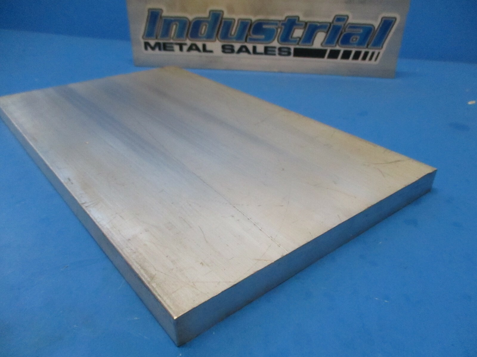 1/2″ x 6″ 6061 T6511 Aluminum Flat Bar x 12″-Long– .500″ x 6″ 6061 Aluminum Bar