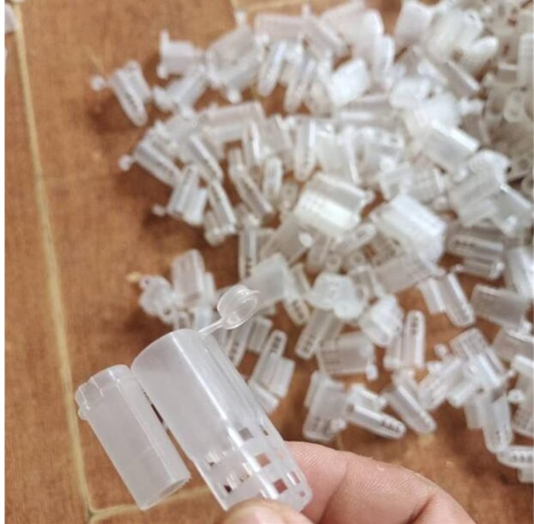20pcs White Queen Bee Cages Beekeeping Catcher Plastic Bee Isolator Clip Beek…