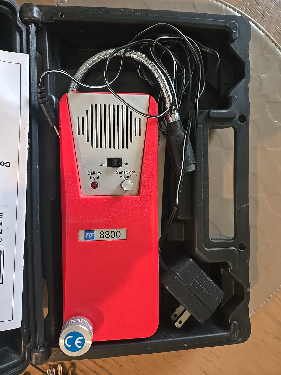 TIF8800 Combustible Gas Detector w/ Charger And Case Fully Tested And Working