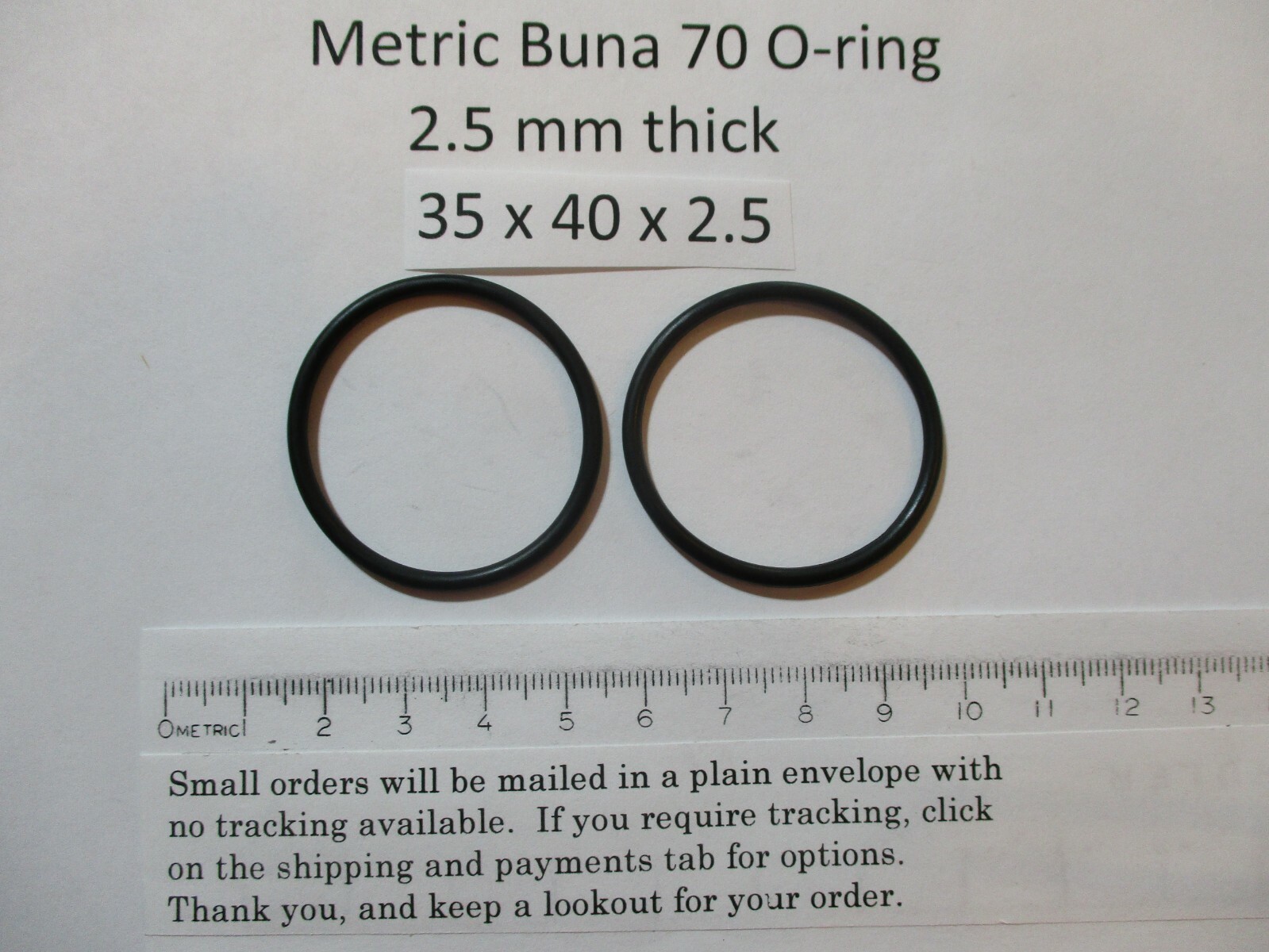 35mm ID x 40mm OD x 2.5mm thick O-ring. Buna-70. Quan 2.