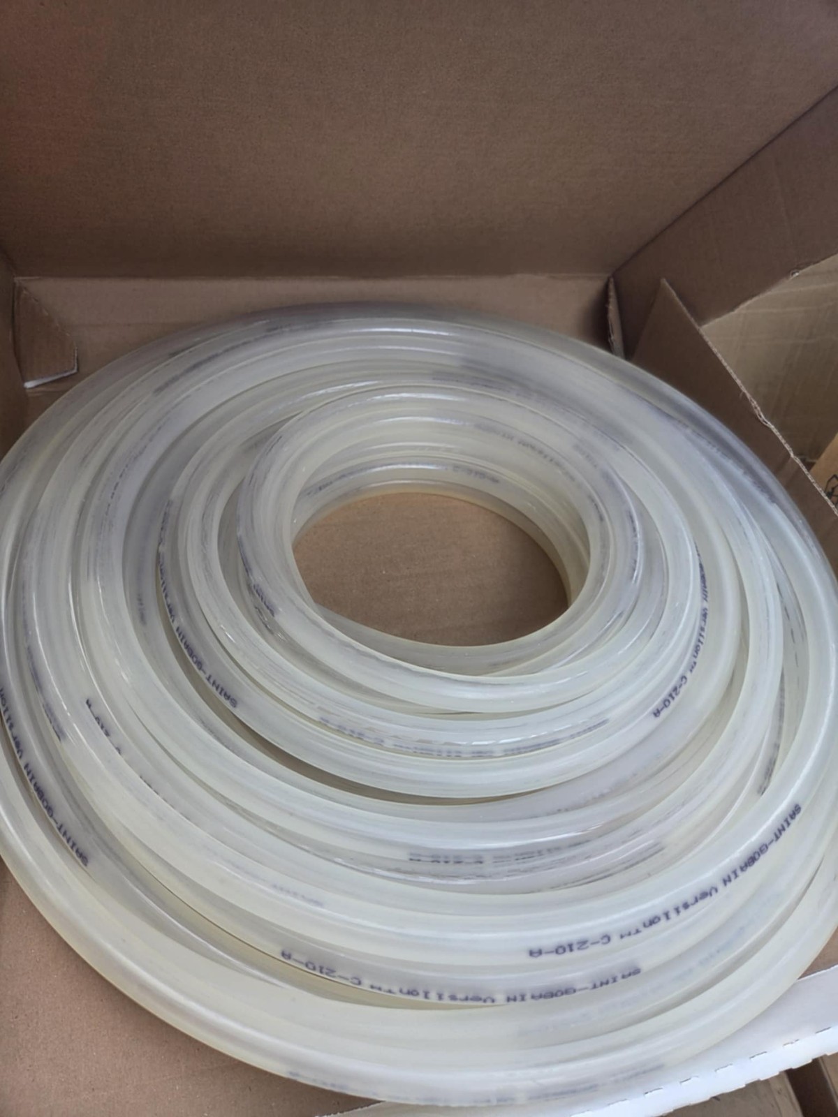 Tygon Polyurethane Tubing AEM02028, 3/8″ x 9/16″ x 100ft, Versilon C-210-A, A 82