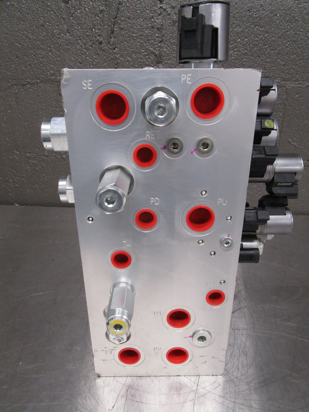 Genie Lift Hydraulic Manifold Block Function SX-180 Assembly Hydraforce 226709GT