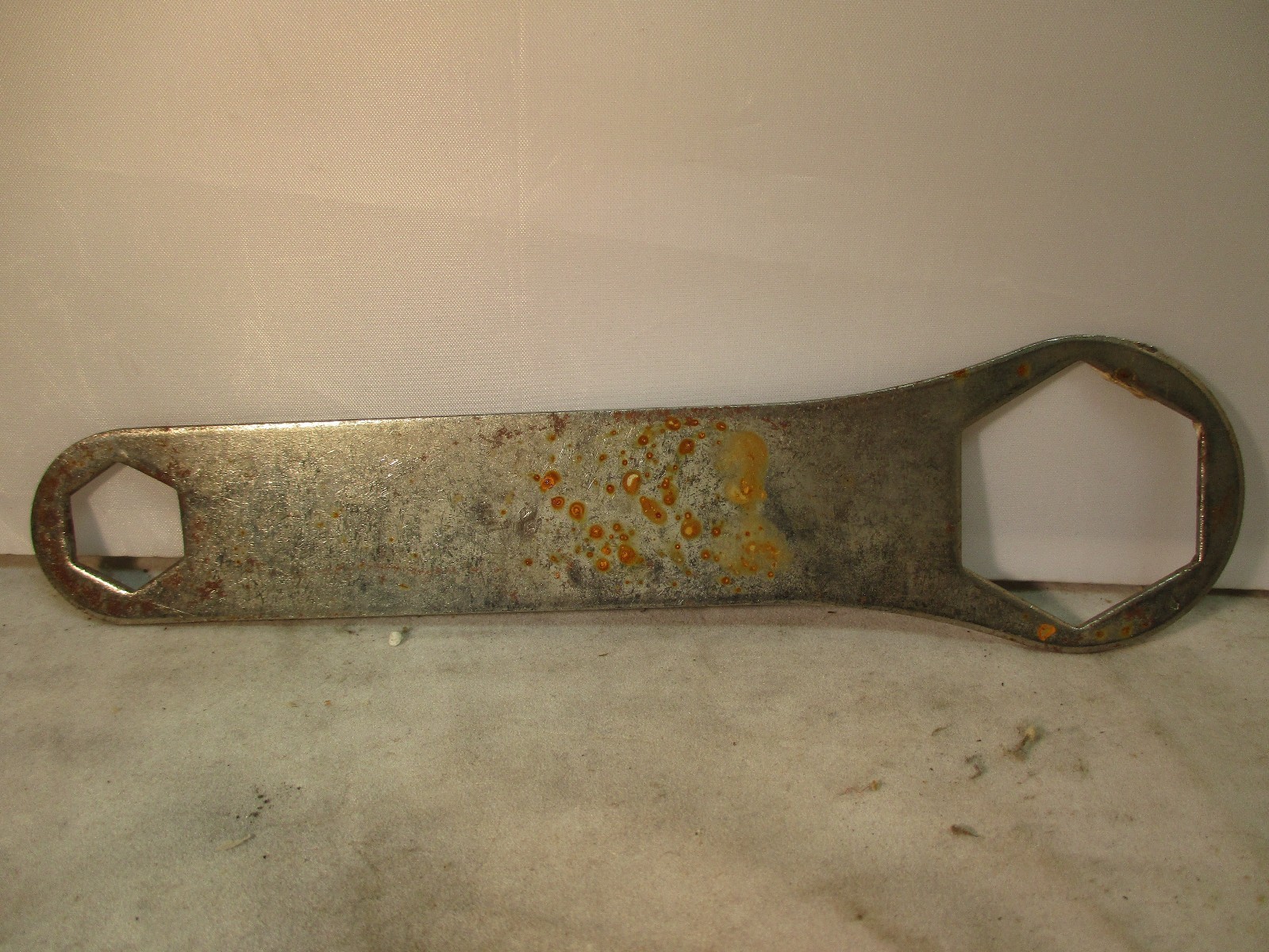 LCN Closers Wrench INC T-1157