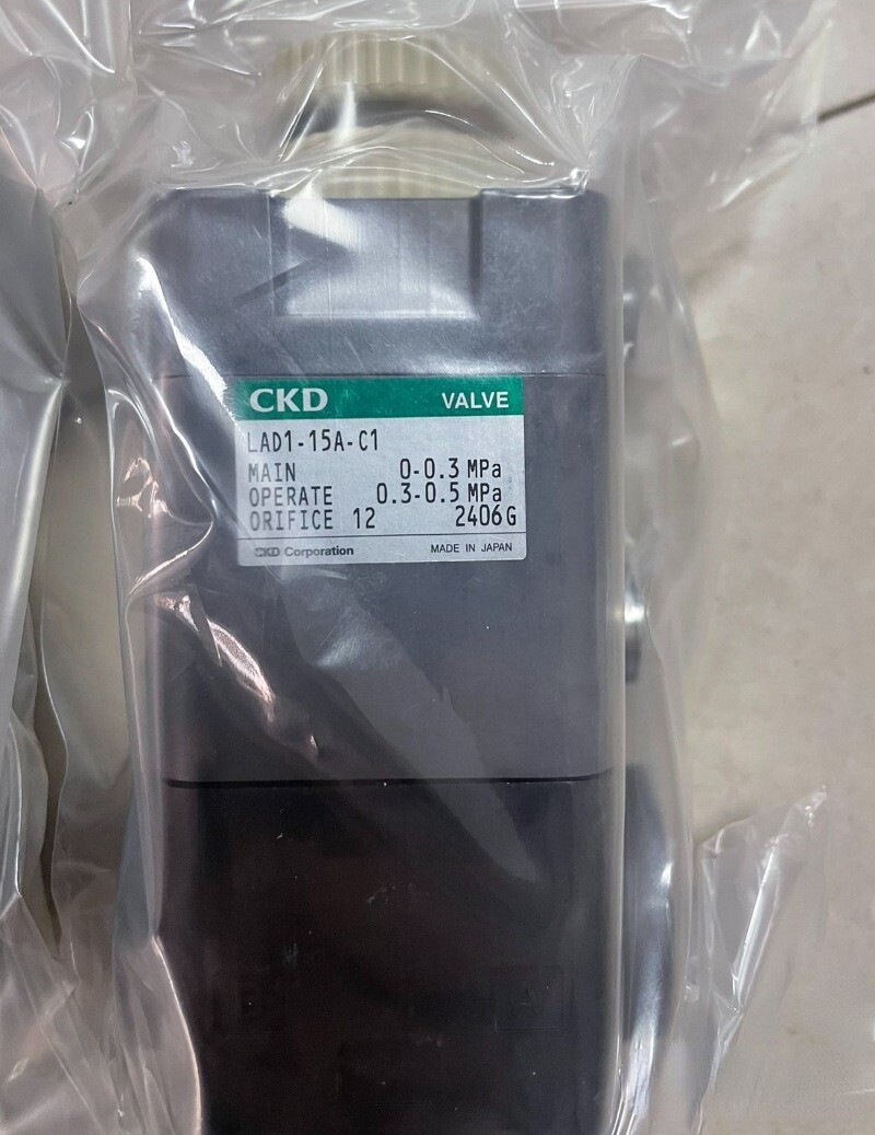 1pc NEW CKD LAD1-15A-C1
