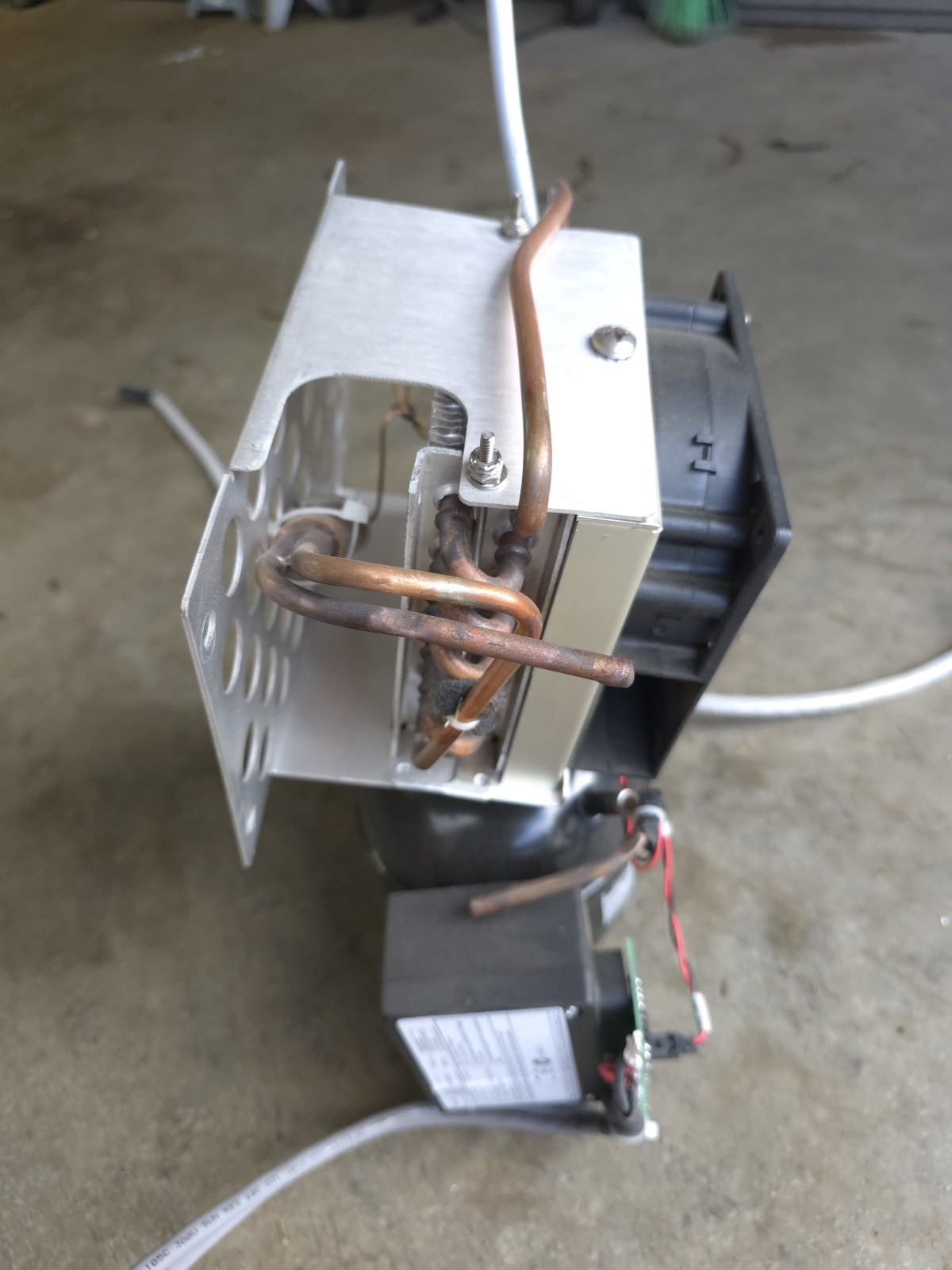 Secop bd35f Compressor 101n0650 sunon cs-70-ino AC