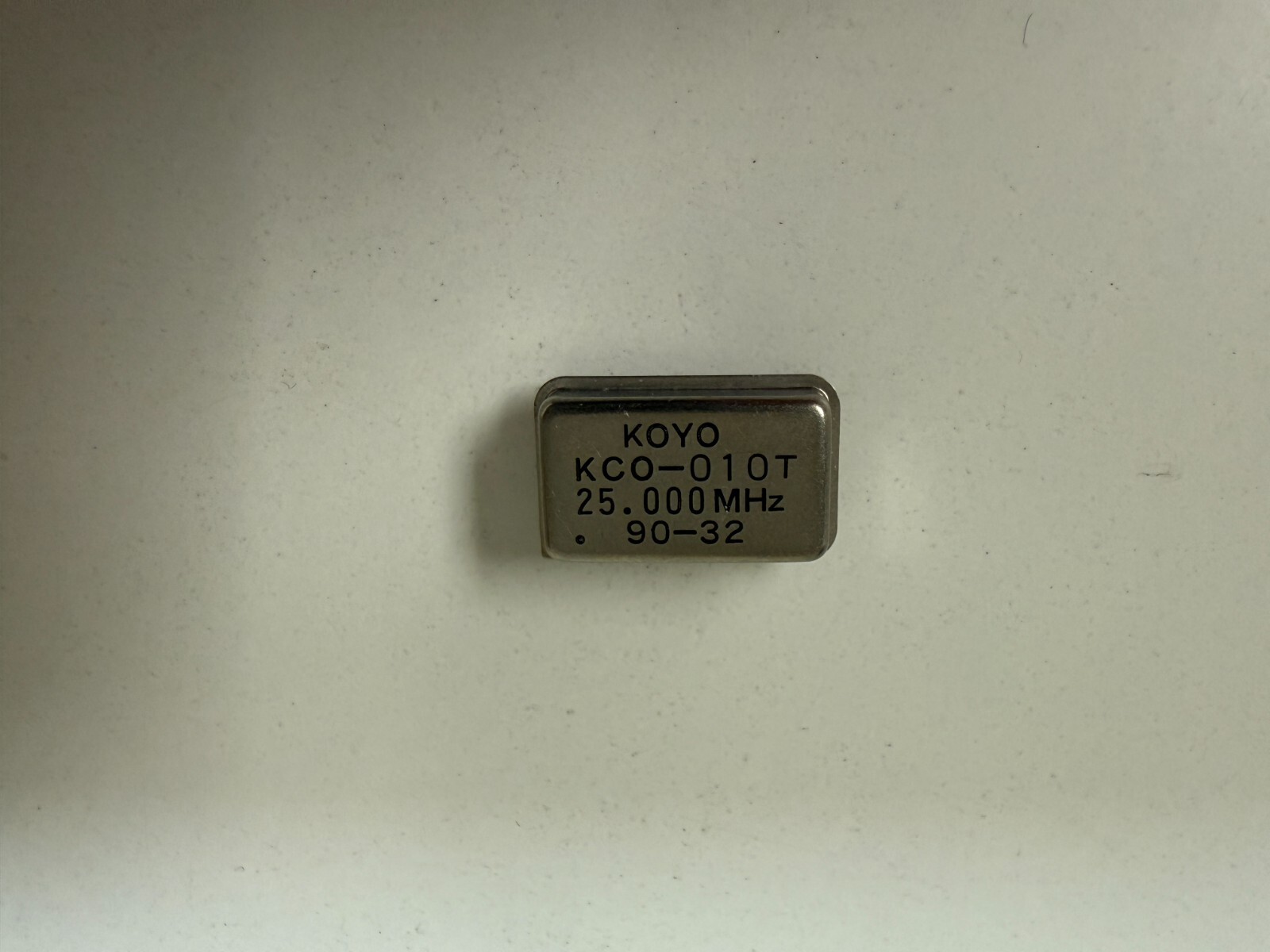 KOYO KCO-010T 25.000 MHz 90 – 32 4 PIN OSCILLATOR