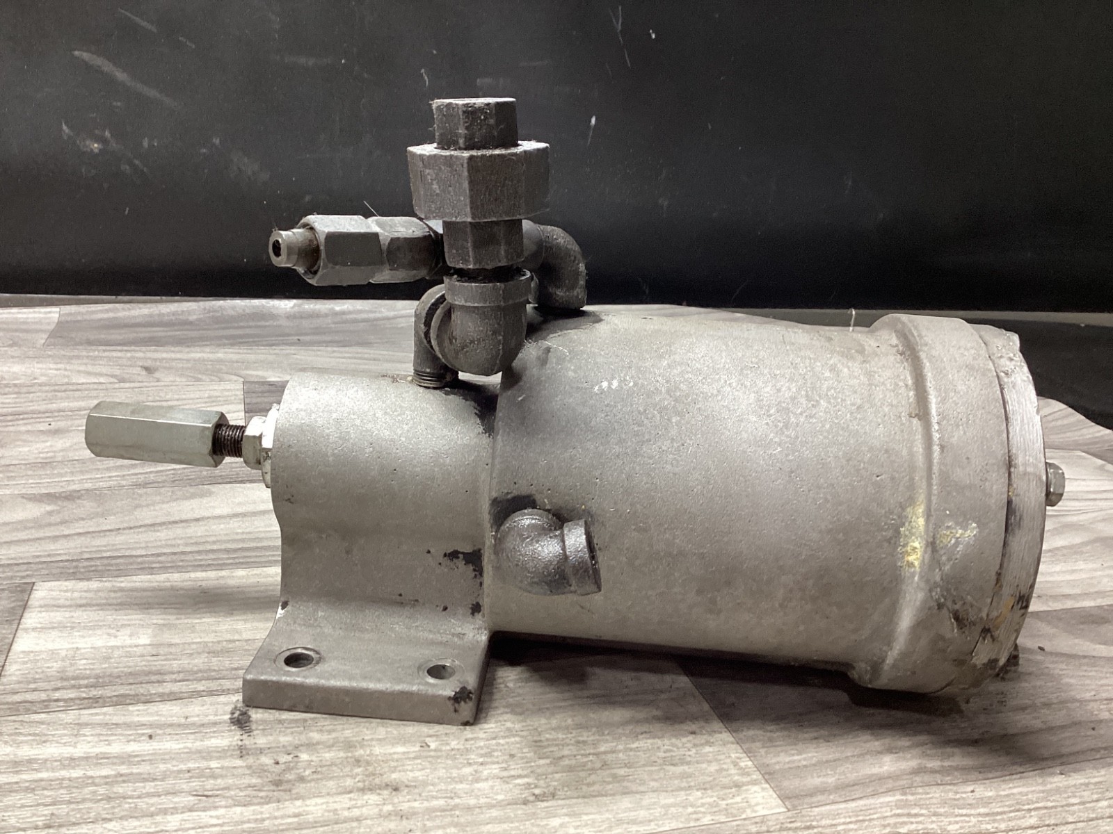 Graco Trabon MSA-100 Pneumatic Pump #119A130PR2