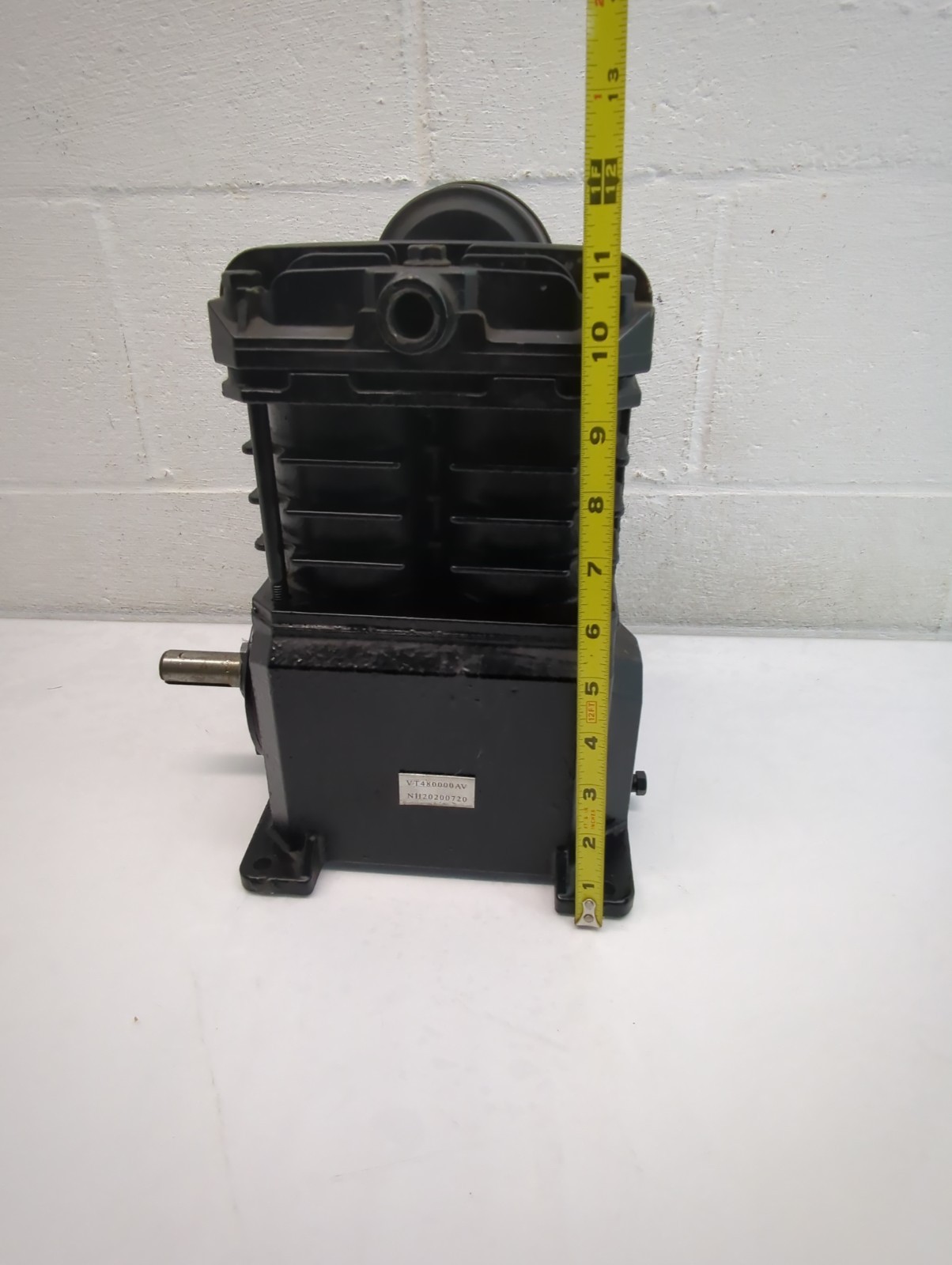 VT480000AV CAMPBELL HAUSFELD REPLACEMENT CAST IRON PUMP AS IS