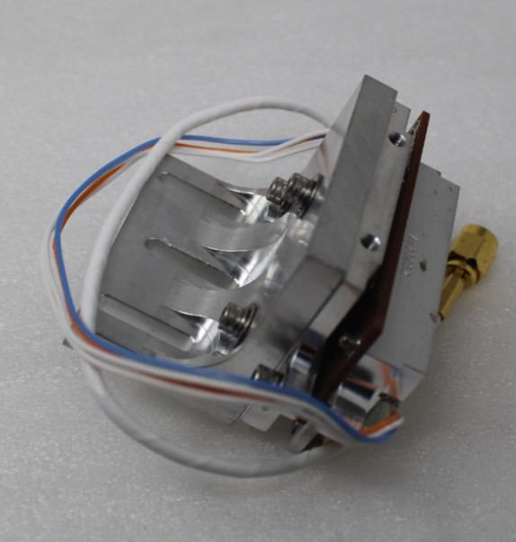 Lightwave Electronics Q-Switch Laser Module with TEC for YAG 1064nm 532nm Laser2