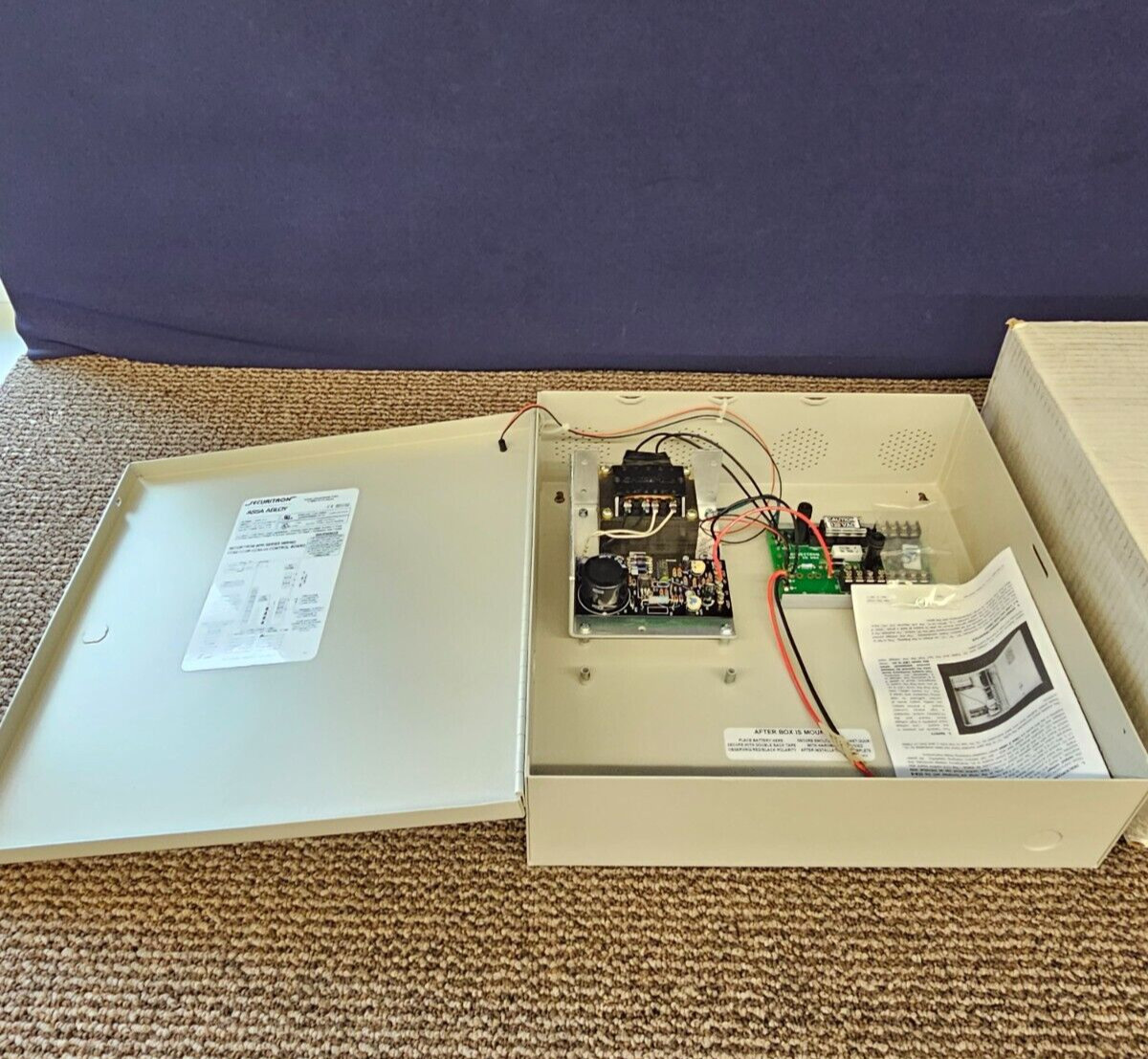 Securitron ASSA ABLOY BPS 24 2 Power Supply 12 24V VDC 2 Amp 2A Fire Alarm Box