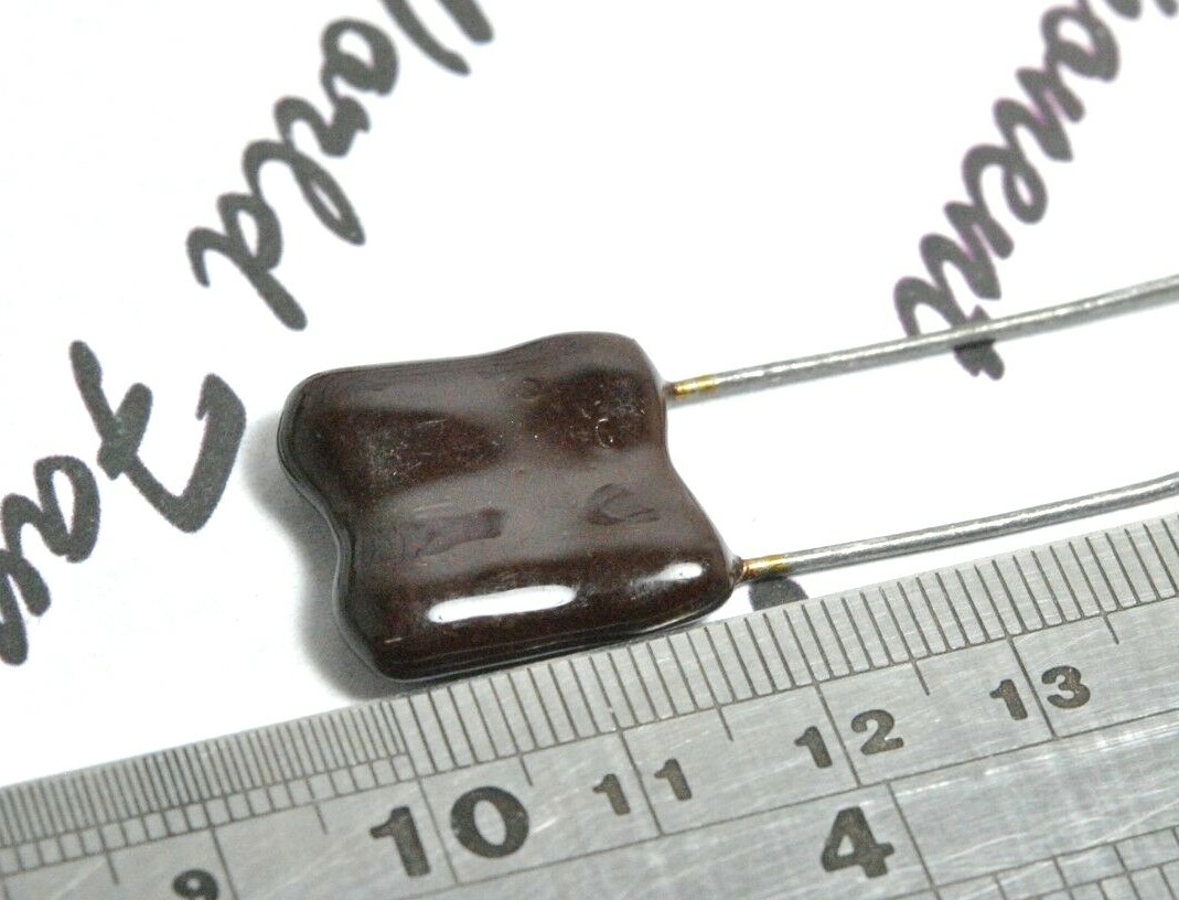 1pcs – CDE 4320P (4320pF 4.32nF) 500V Silvered Mica Capacitor