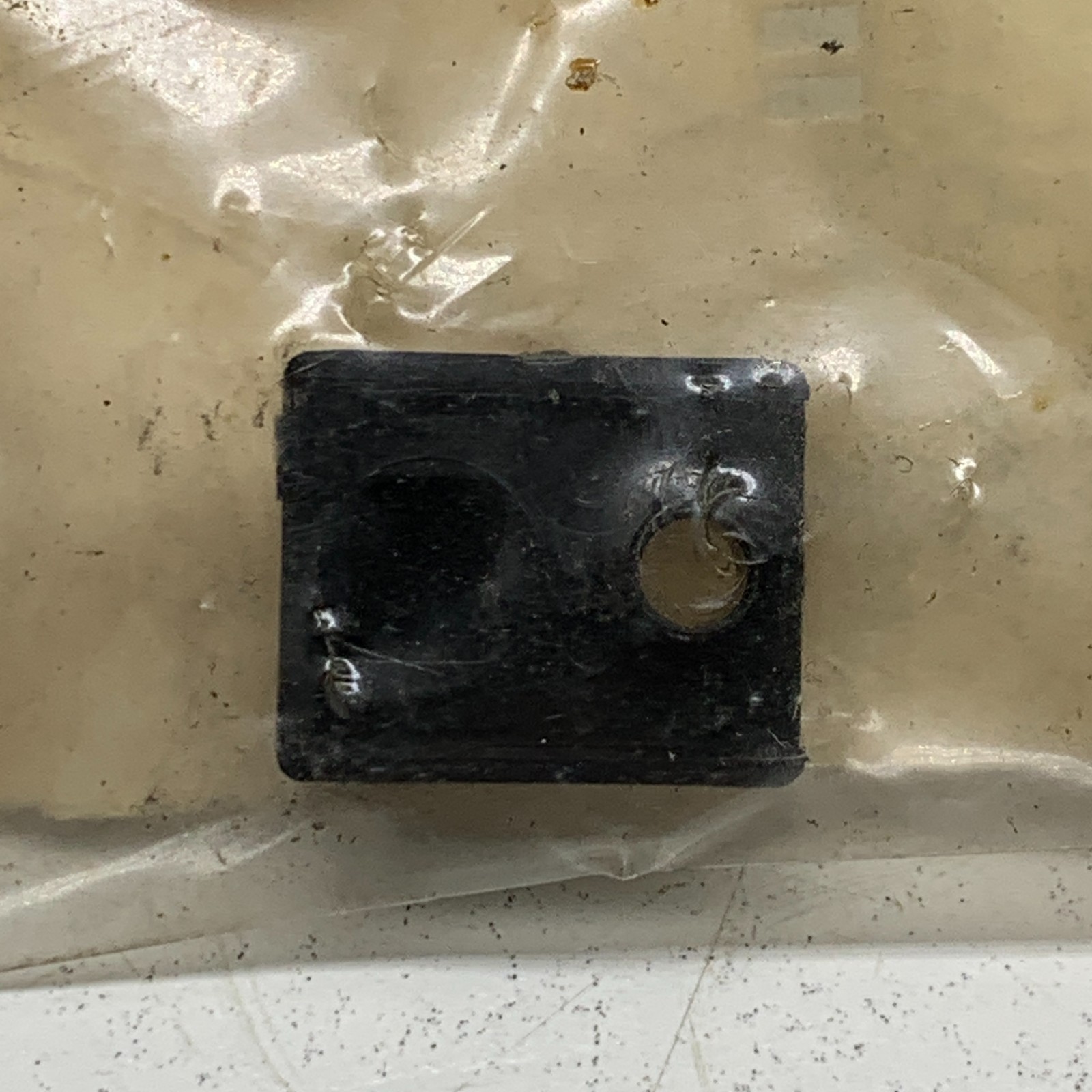 Caterpillar CAT 5M-3051 Insulator for 2M-6495 4M-9349 2M-6497 2M-8965 Regulator