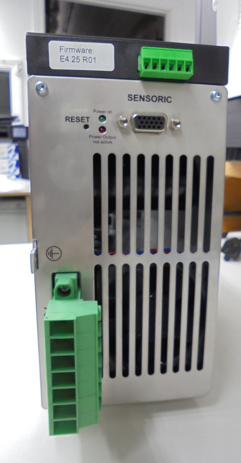 Levitronix Model Number # LPC-2000.1-04 Controller PuraLev 2000SU