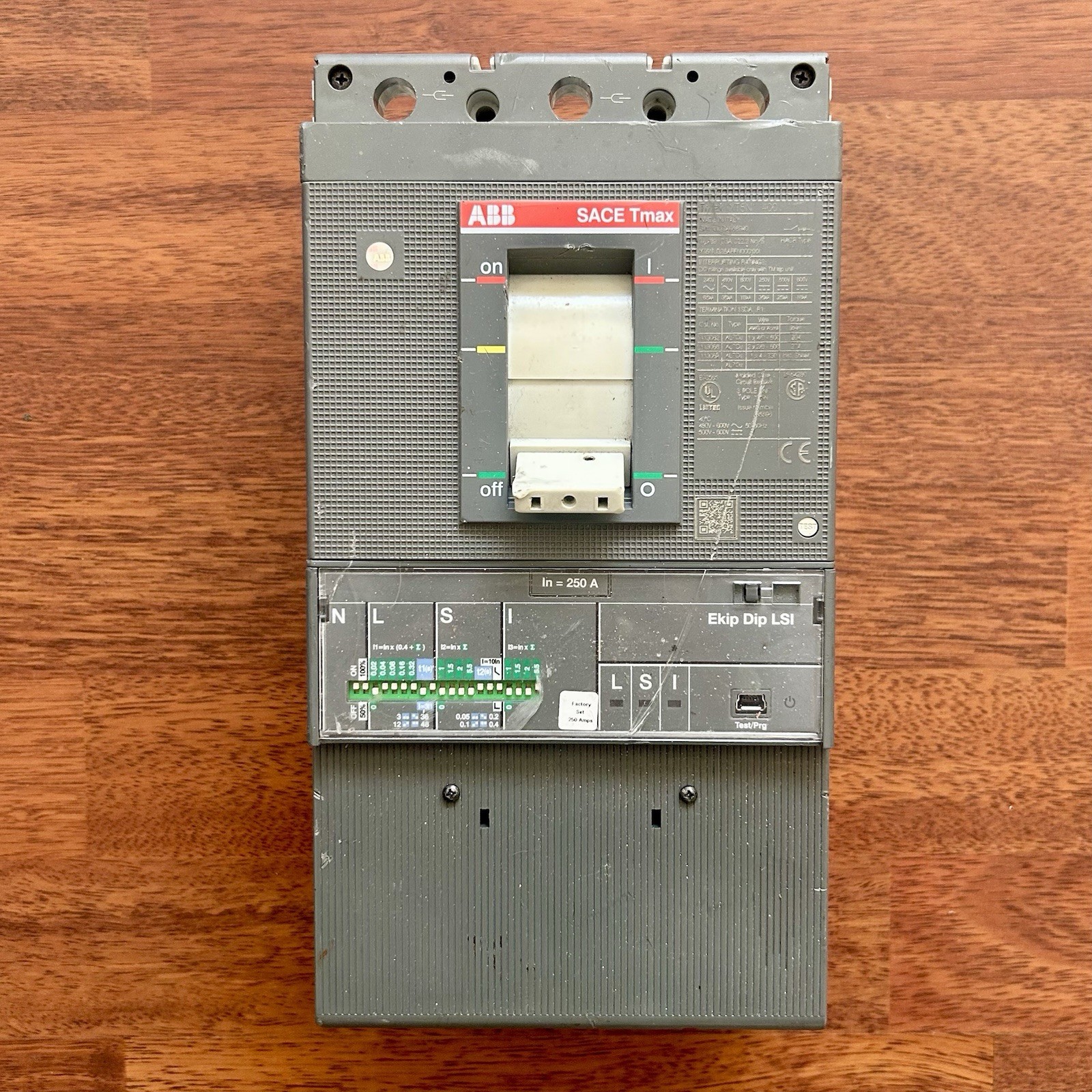 ABB SACE TMAX XT5N-400 Circuit Breaker