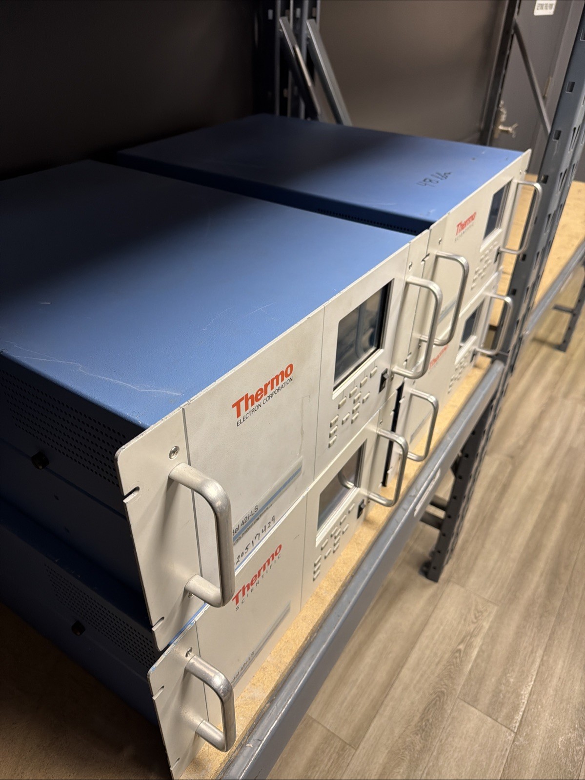 Thermo Scientific 42i-LS NO/NO2/NOx Analyzer 42ILS-ANSSPCA w/Adapter