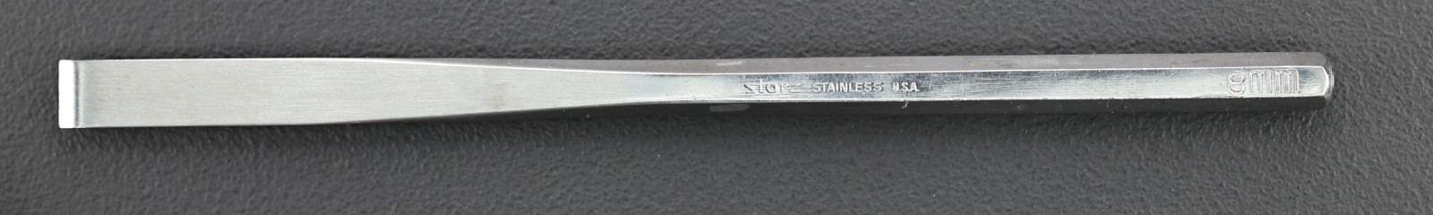 Storz N4318 Osteotome 8mm, Straight, 159mm