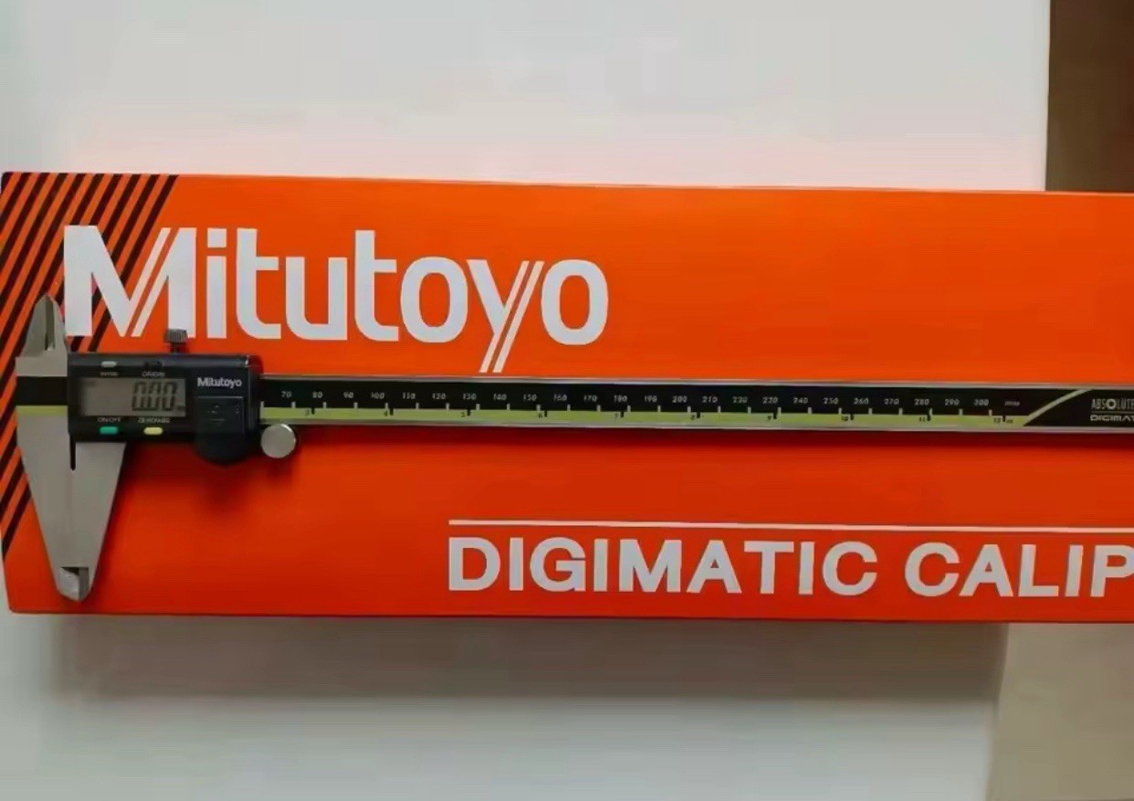 Mitutoyo Digimatic 0-6 inch Digital Vernier Caliper