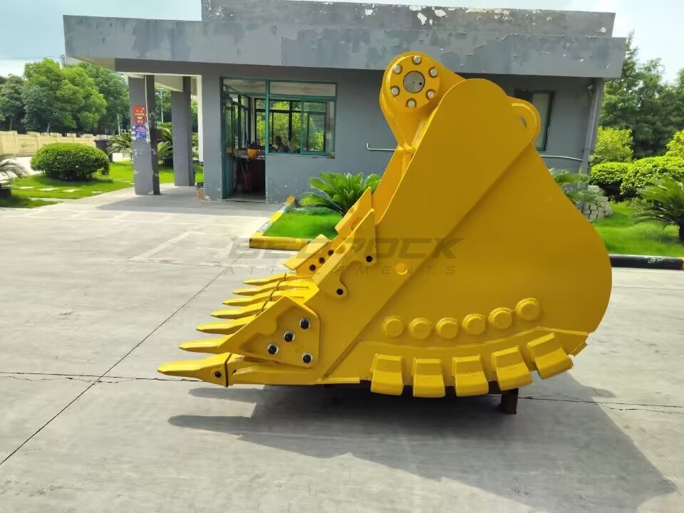 72in Heavy Duty Excavator Bucket fits CAT 349 Excavator, TB Family