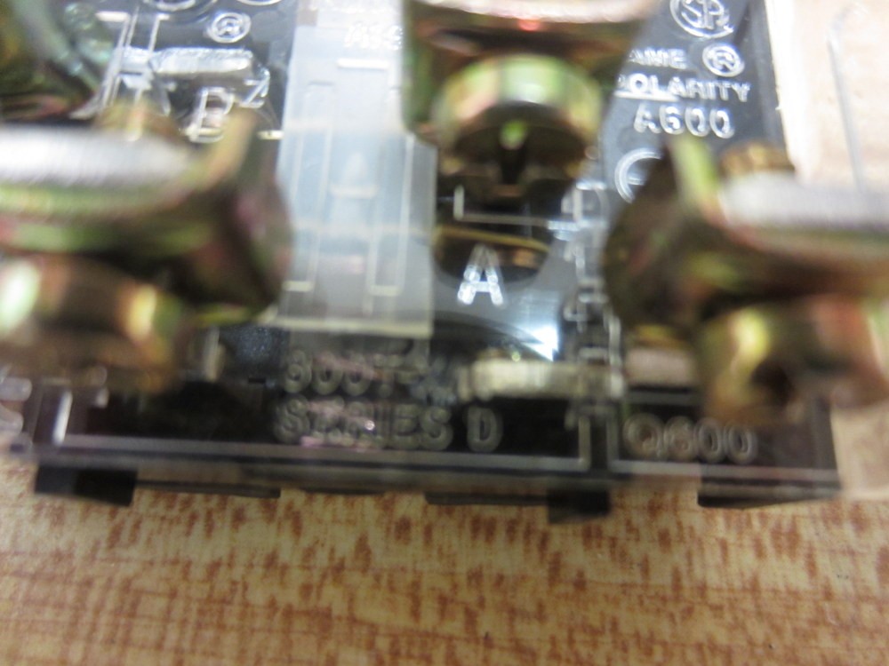 Allen Bradley 800T-XA1 Contact Block 800TXA1