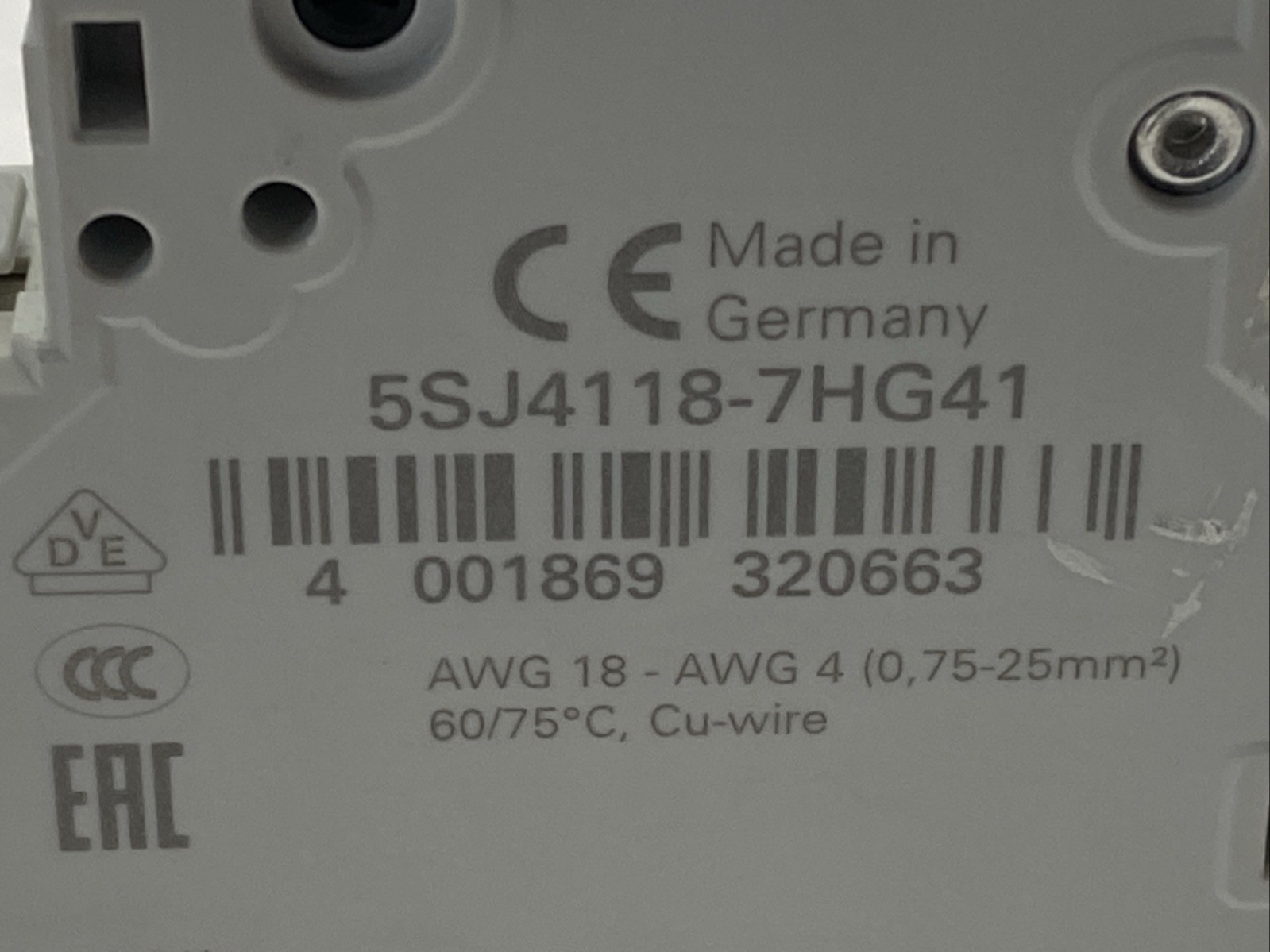 Siemens 5SJ4118-7HG41 Miniature Circuit Breaker 1-Pole 15A 240V