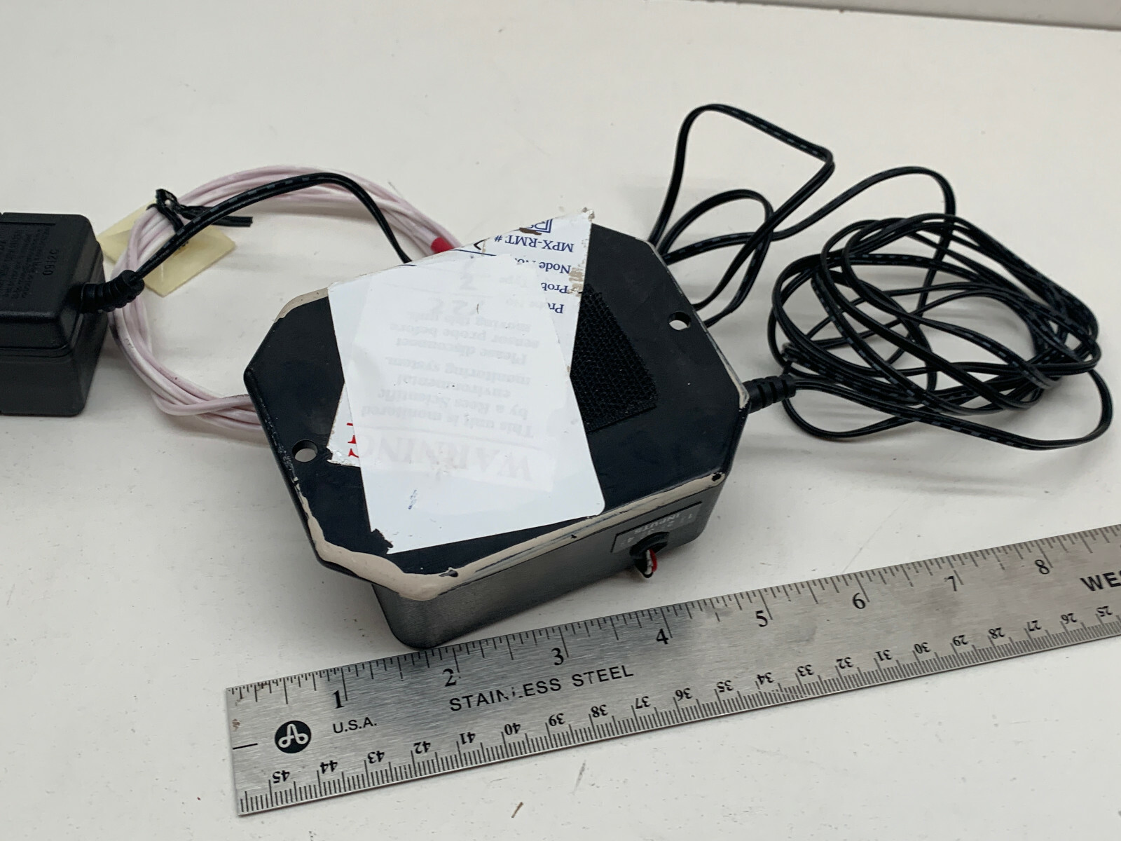Rees Scientific V.2 Wireless Automated Temperature Monitor with Sensor and Plug