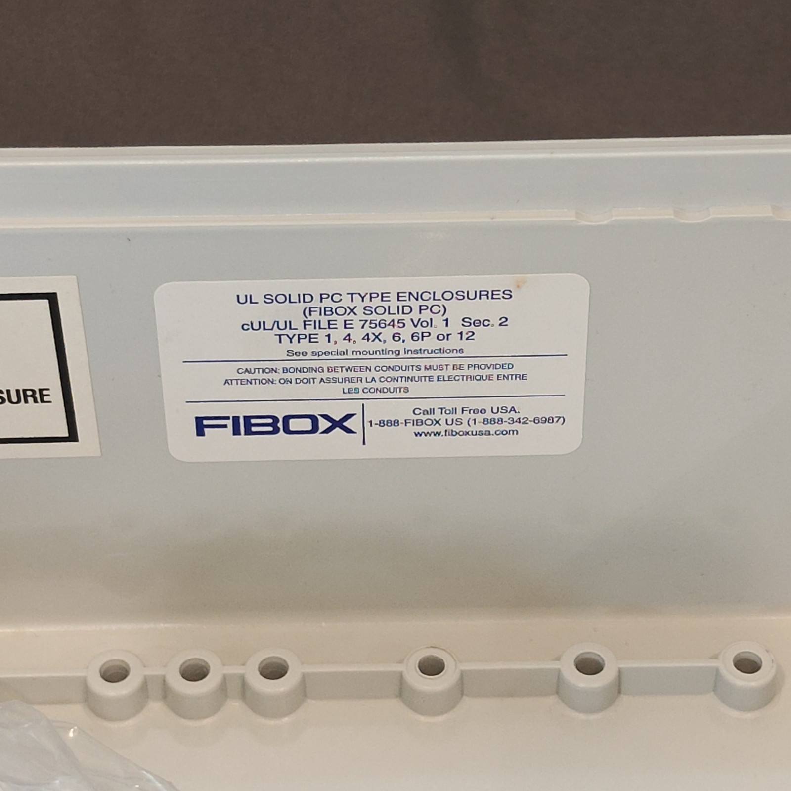 FIBOX UL PC 2828 18 G Plastic Electrical Enclosure, 11 x 11 x 7.1″, Has Stain