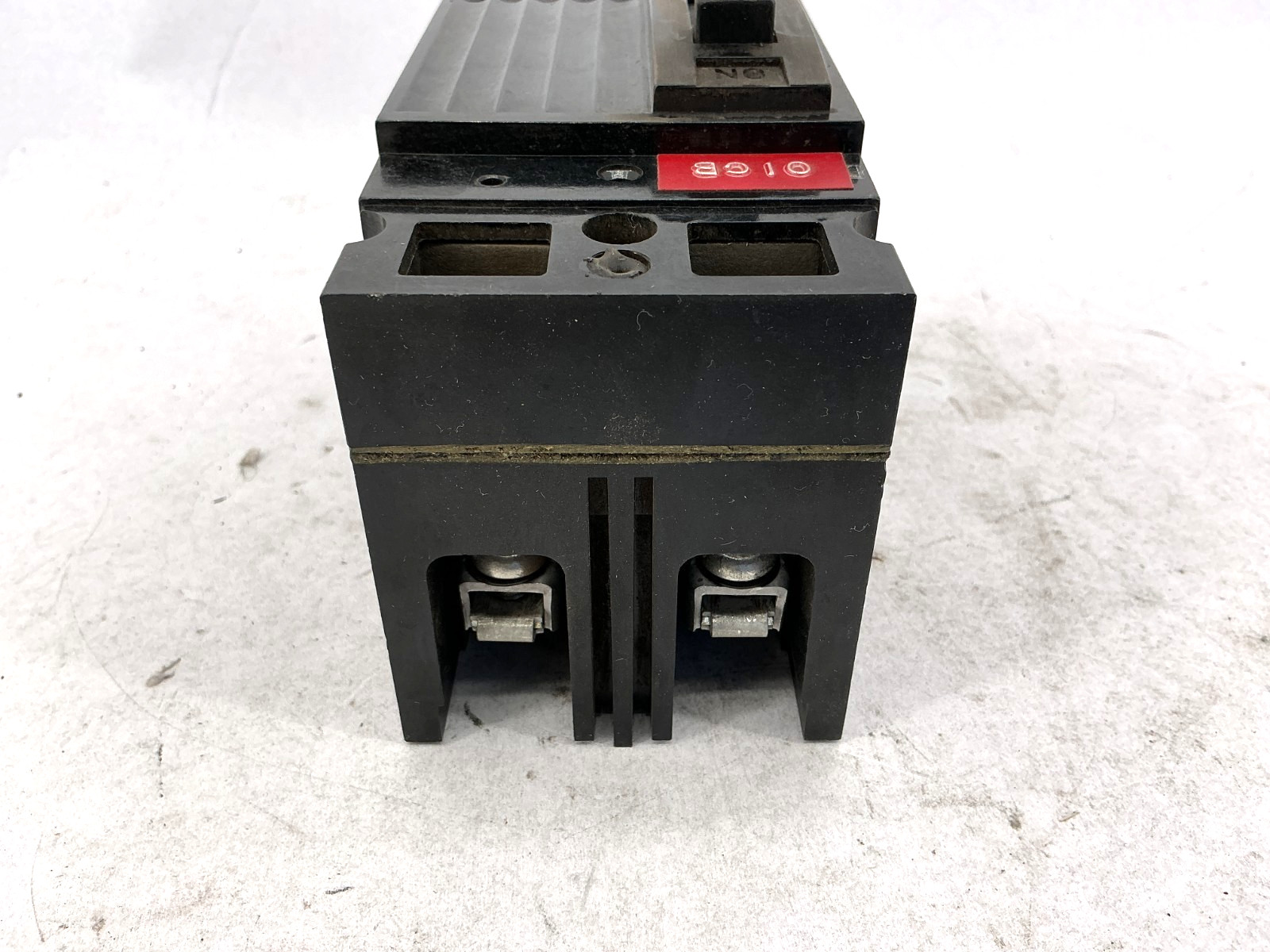 GE General Electric TED124010 Circuit Breaker 2-Pole 10A 480VAC