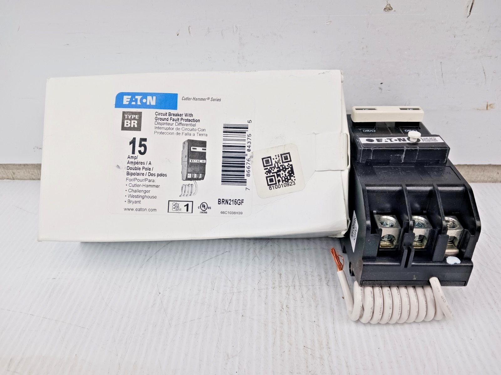 New Eaton 15 Amp Plug-In GFCI Circuit Breaker 2 Pole 120/240 VAC 10kA BRN215GF