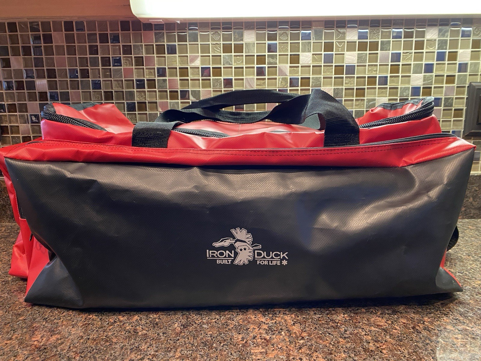 Iron Duck 34016 Vinyl Breathsaver Oxygen/Airway Bag- Lightly Used